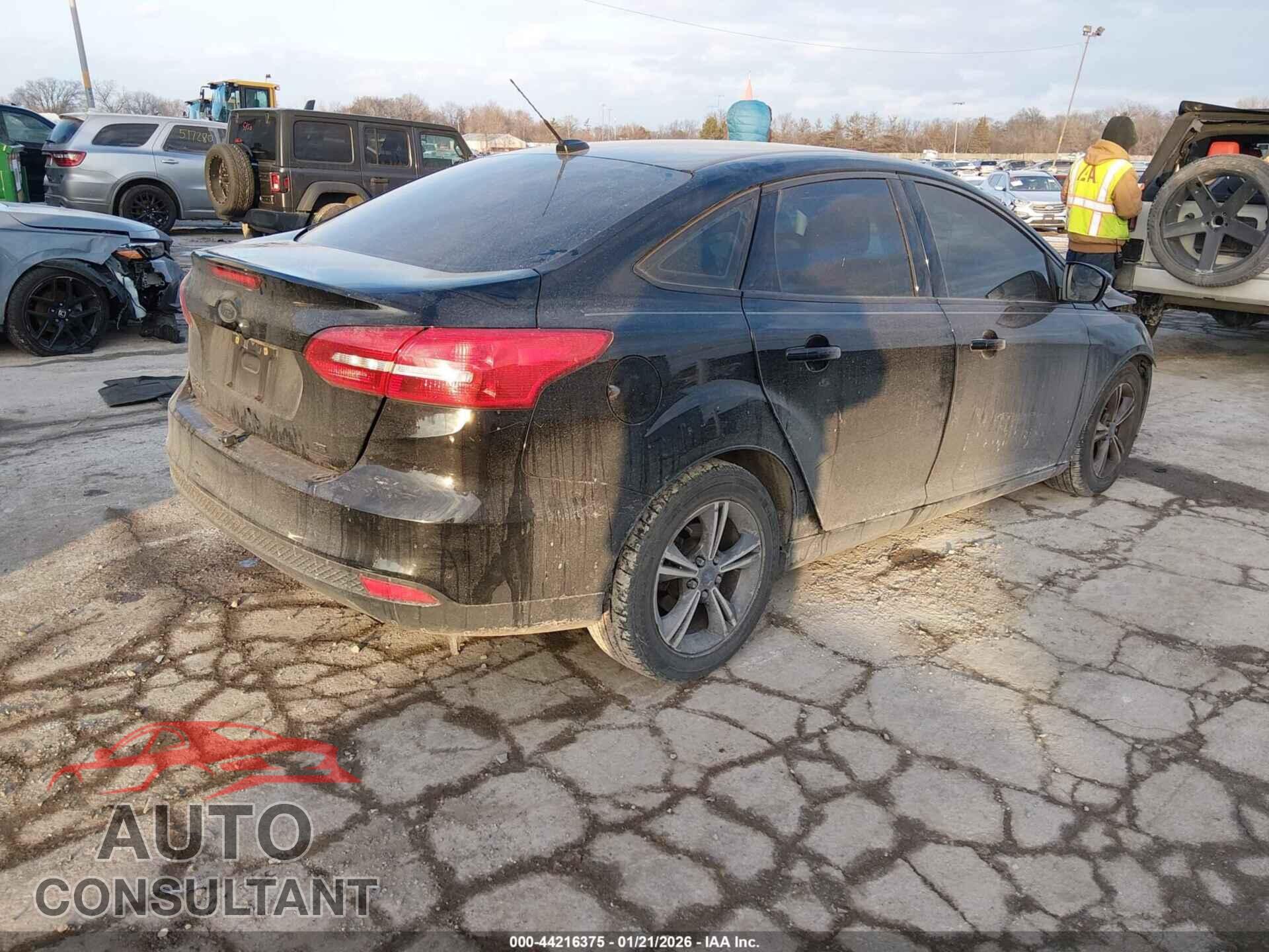 FORD FOCUS 2017 - 1FADP3FE6HL292481