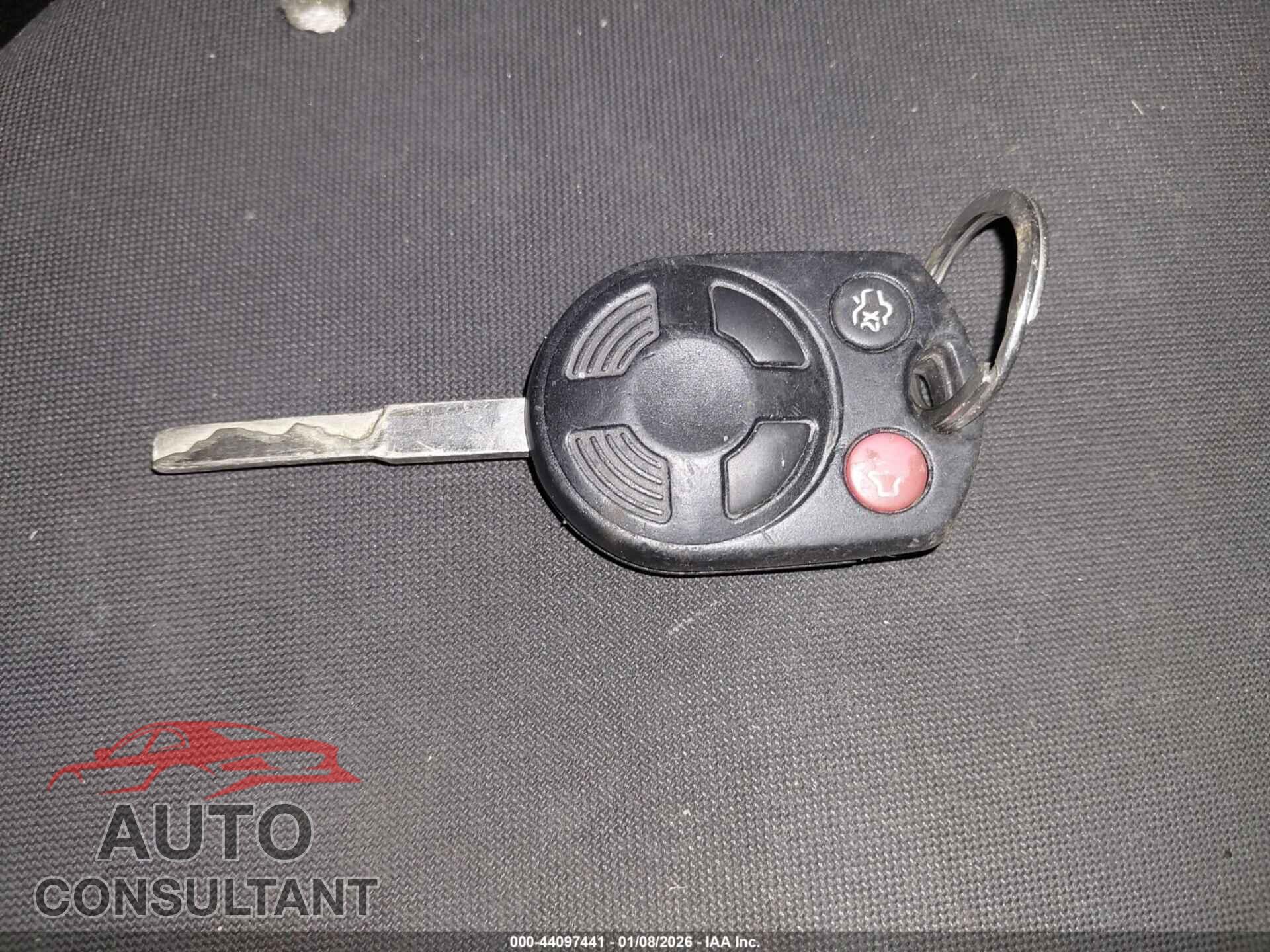 FORD FOCUS 2016 - 1FADP3F23GL337977