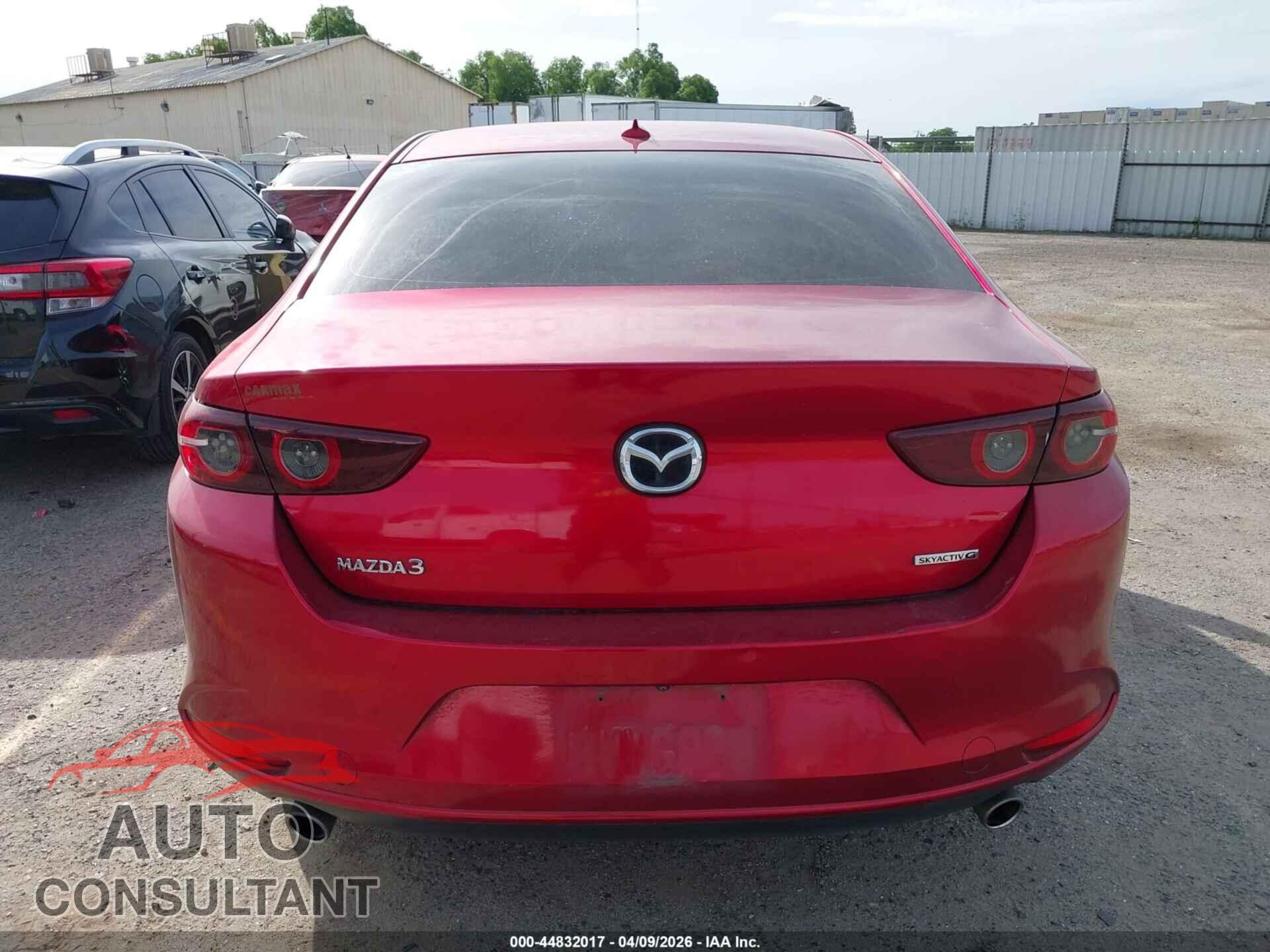 MAZDA MAZDA3 2021 - JM1BPADL3M1325031
