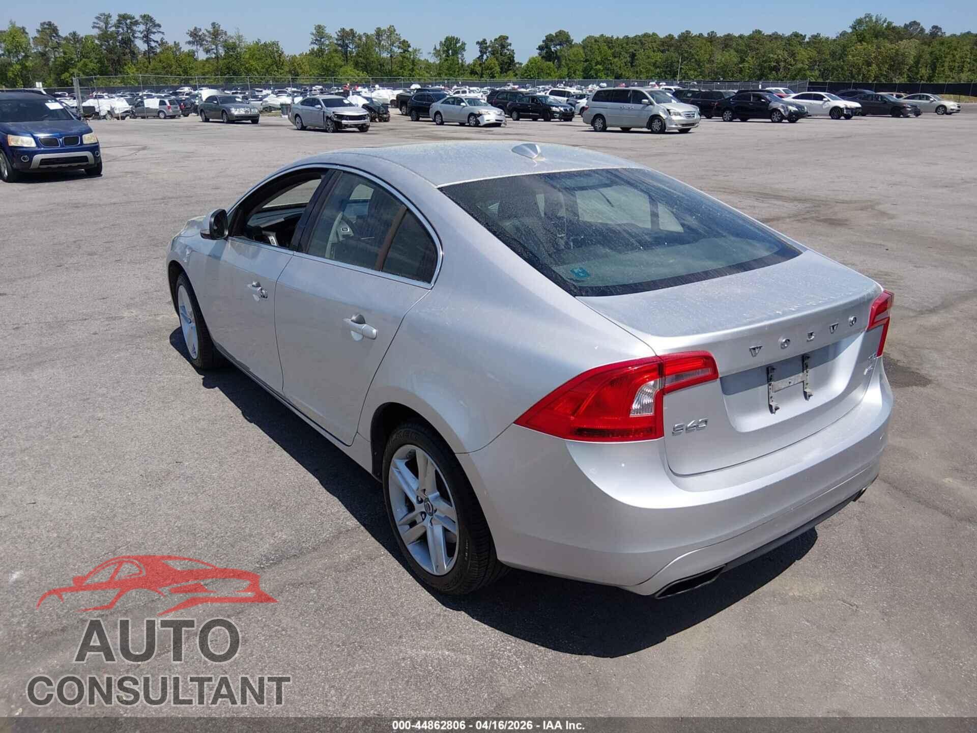 VOLVO S60 2015 - YV1612TB7F2304367