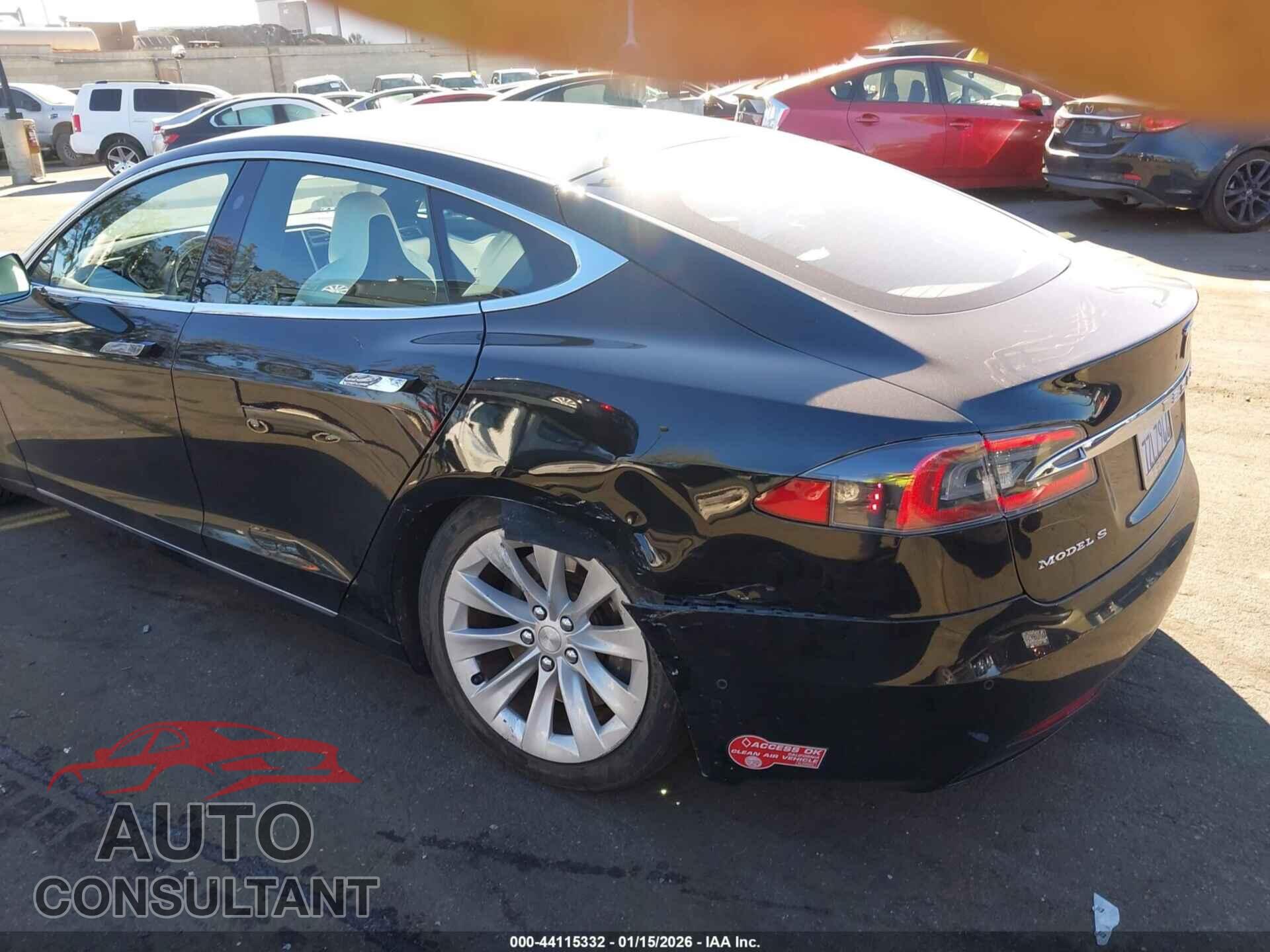 TESLA MODEL S 2017 - 5YJSA1E2XHF193387
