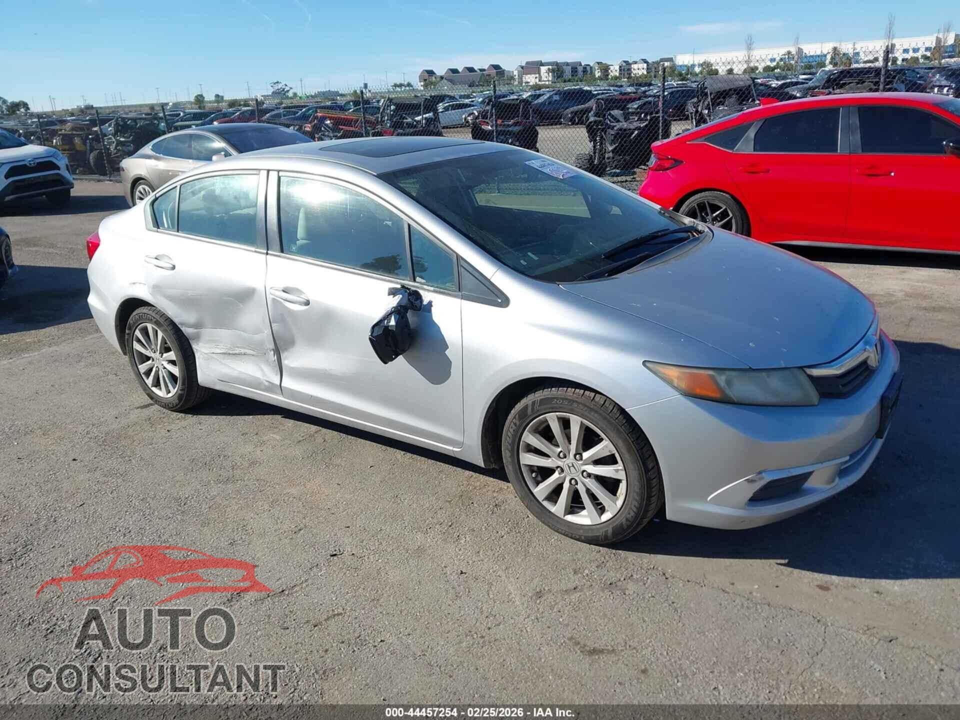 HONDA CIVIC 2012 - 19XFB2F84CE335903