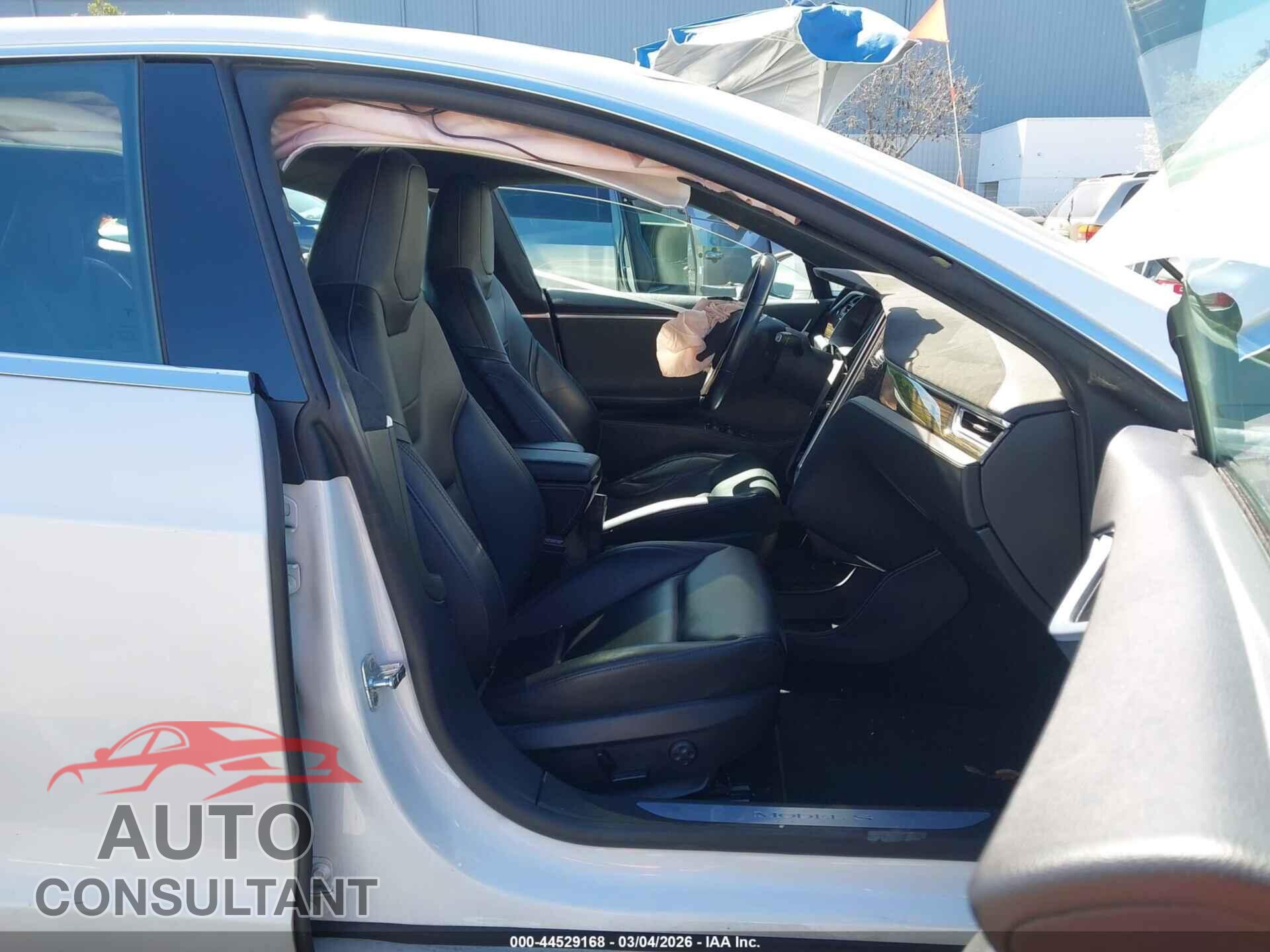 TESLA MODEL S 2014 - 5YJSA1H28EFP63572