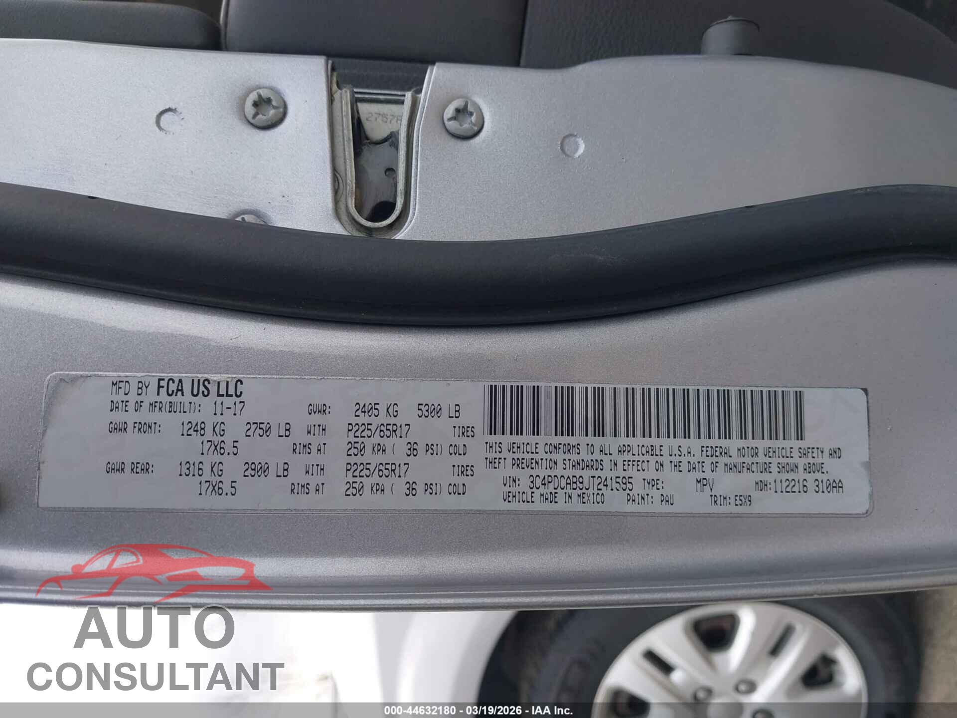 DODGE JOURNEY 2018 - 3C4PDCAB2JT184012