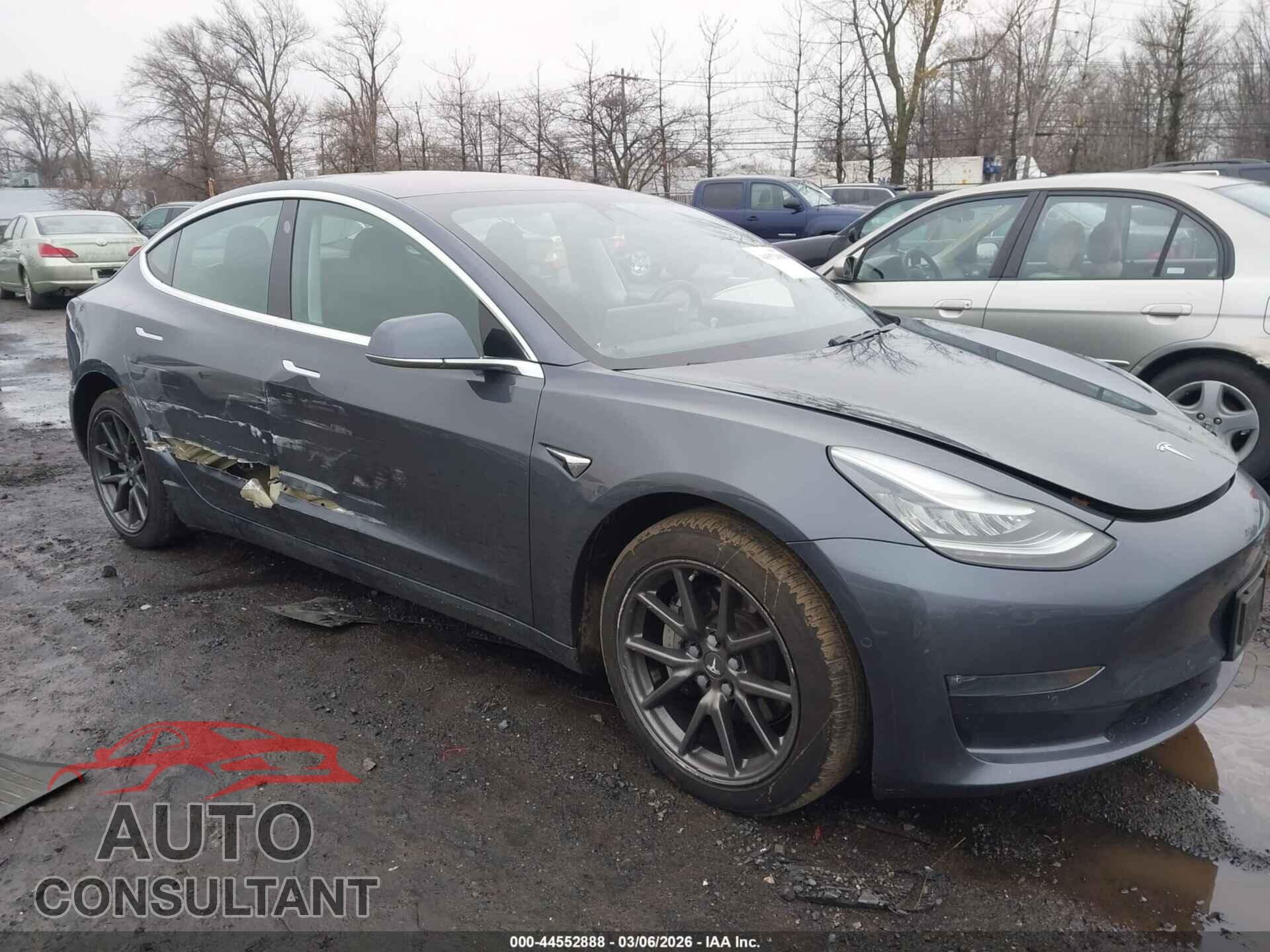 TESLA MODEL 3 2019 - 5YJ3E1EA7KF307370