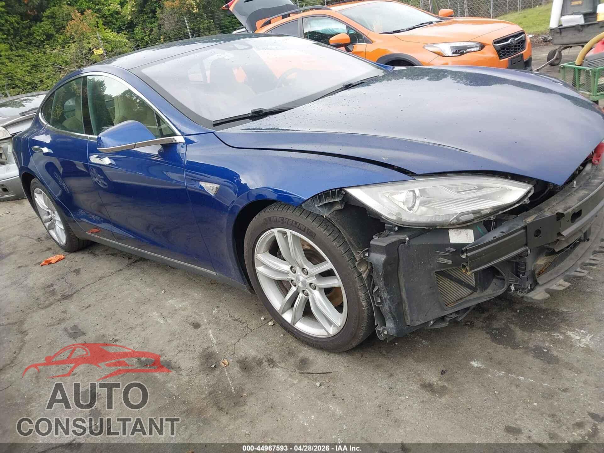 TESLA MODEL S 2015 - 5YJSA1E25FF101311