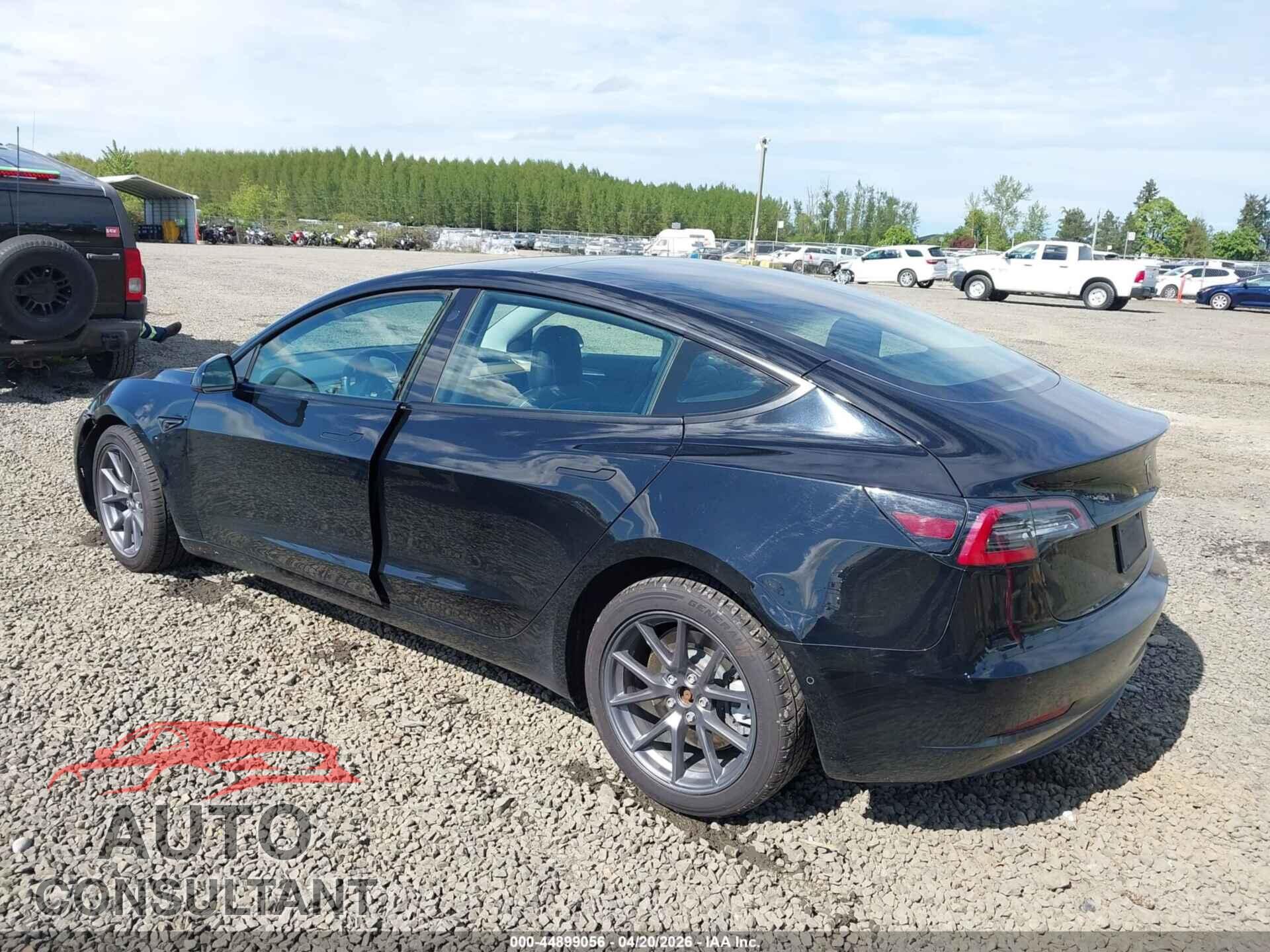TESLA MODEL 3 2021 - 5YJ3E1EA9MF094571