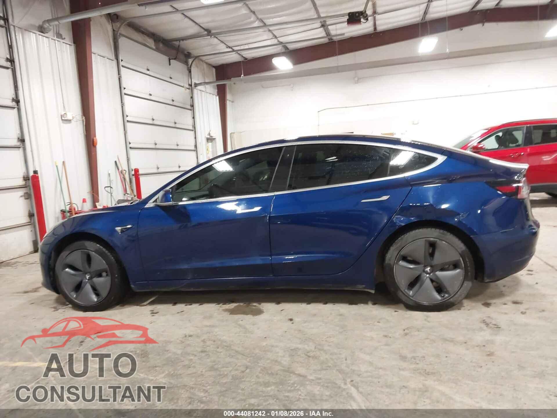 TESLA MODEL 3 2018 - 5YJ3E1EA9JF013077