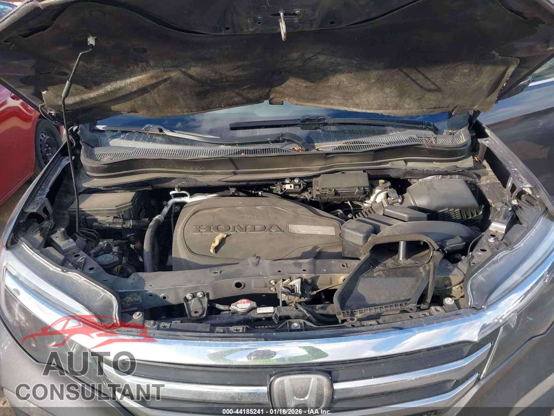 HONDA PILOT 2018 - 5FNYF5H94JB003651