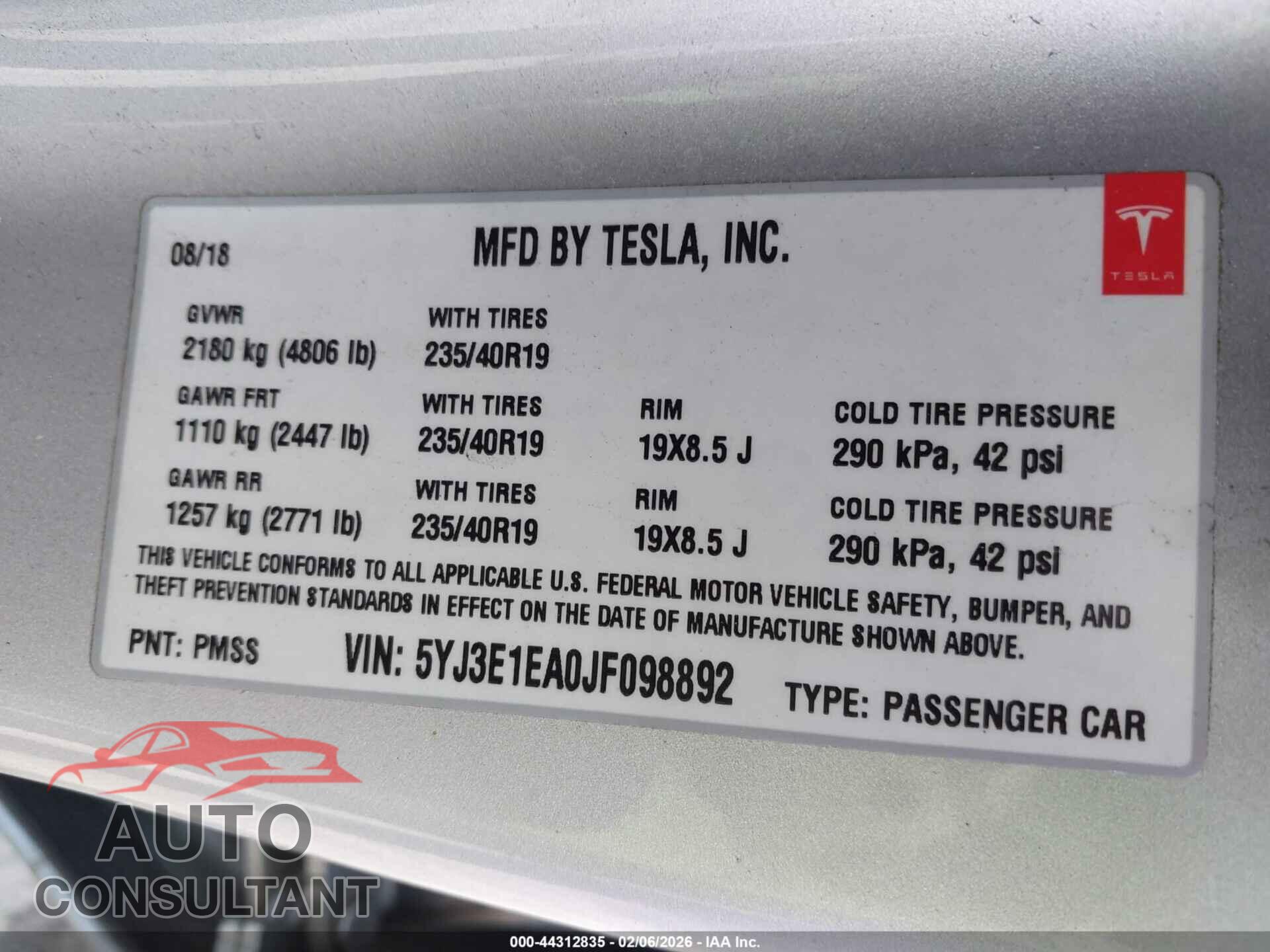 TESLA MODEL 3 2018 - 5YJ3E1EA0JF098892