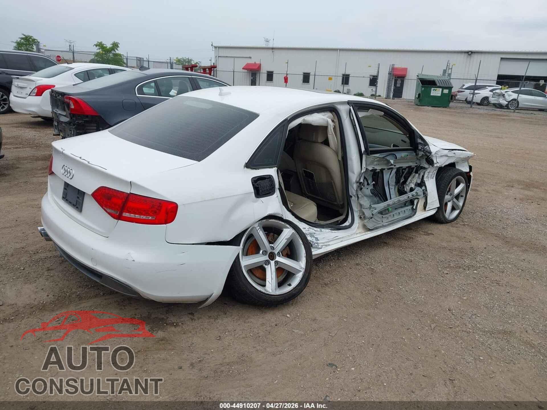 AUDI A4 2012 - WAUFFAFL0CN006028