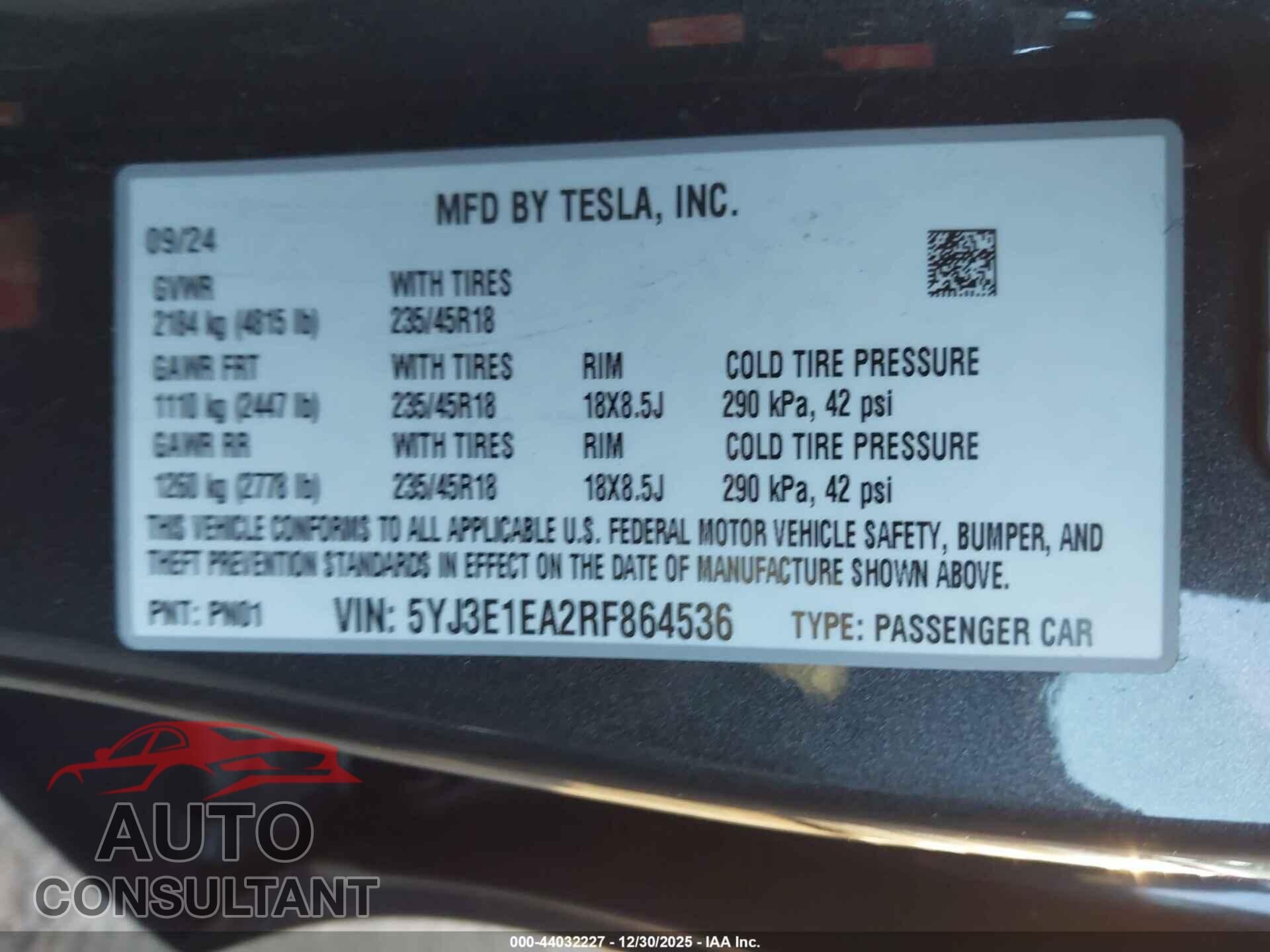TESLA MODEL 3 2024 - 5YJ3E1EA2RF864536