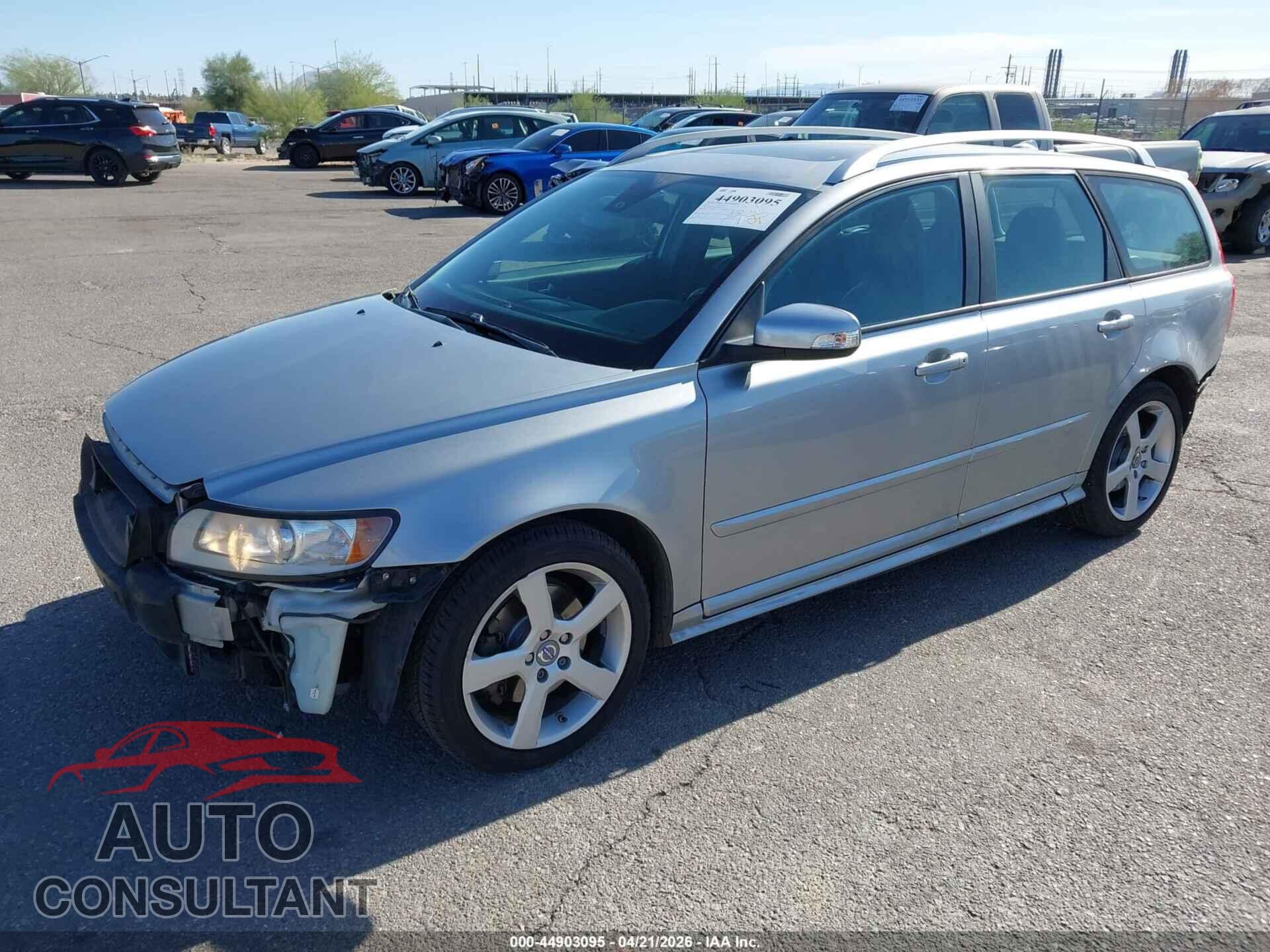 VOLVO V50 2011 - YV1672MW2B2636212