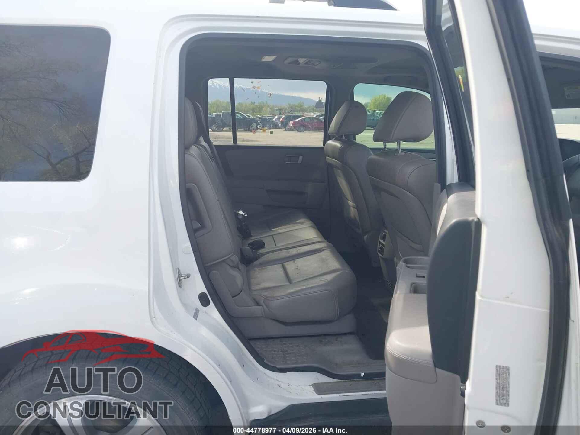 HONDA PILOT 2012 - 5FNYF4H69CB037703