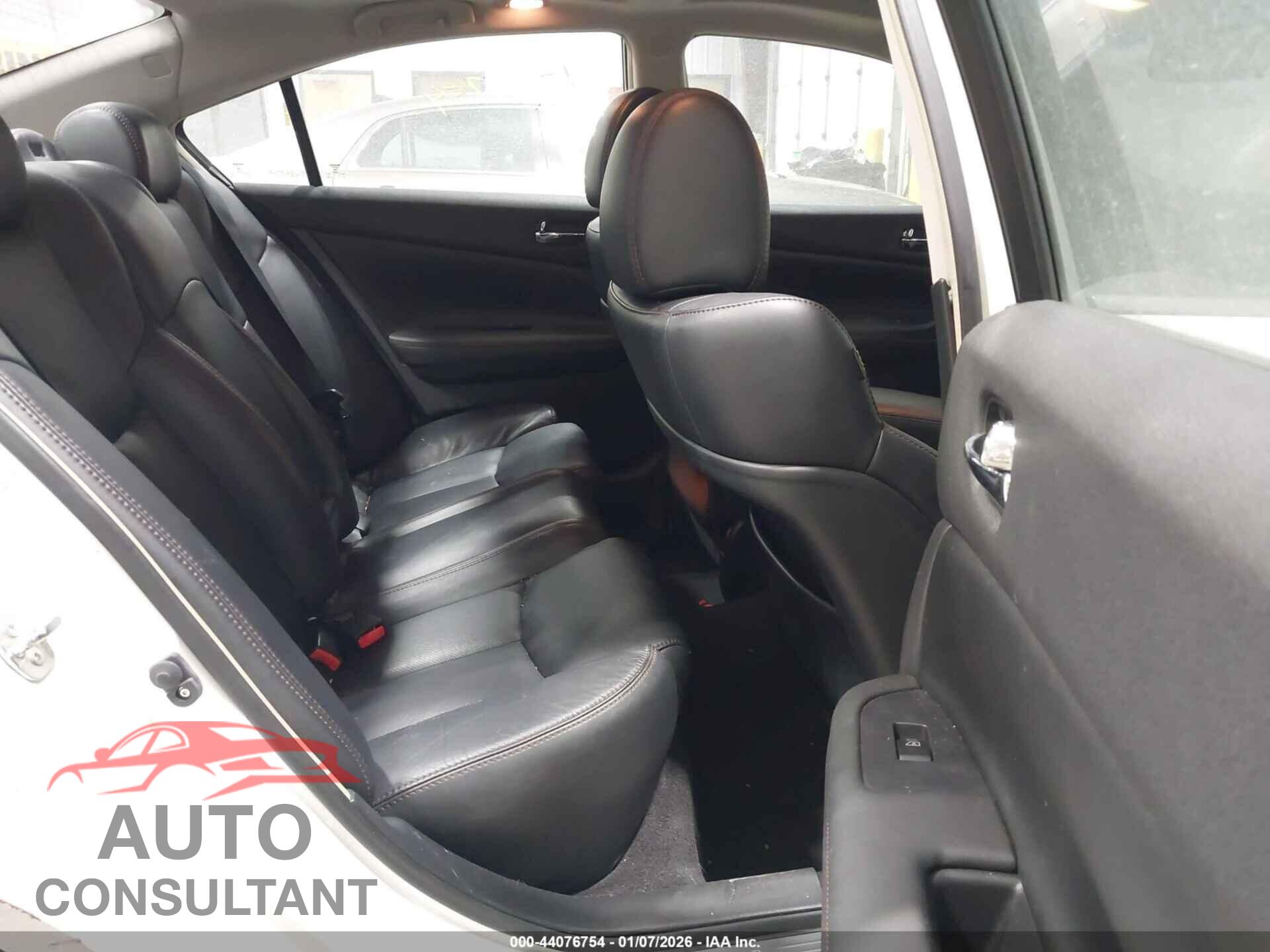 NISSAN MAXIMA 2011 - 1N4AA5AP6BC856484