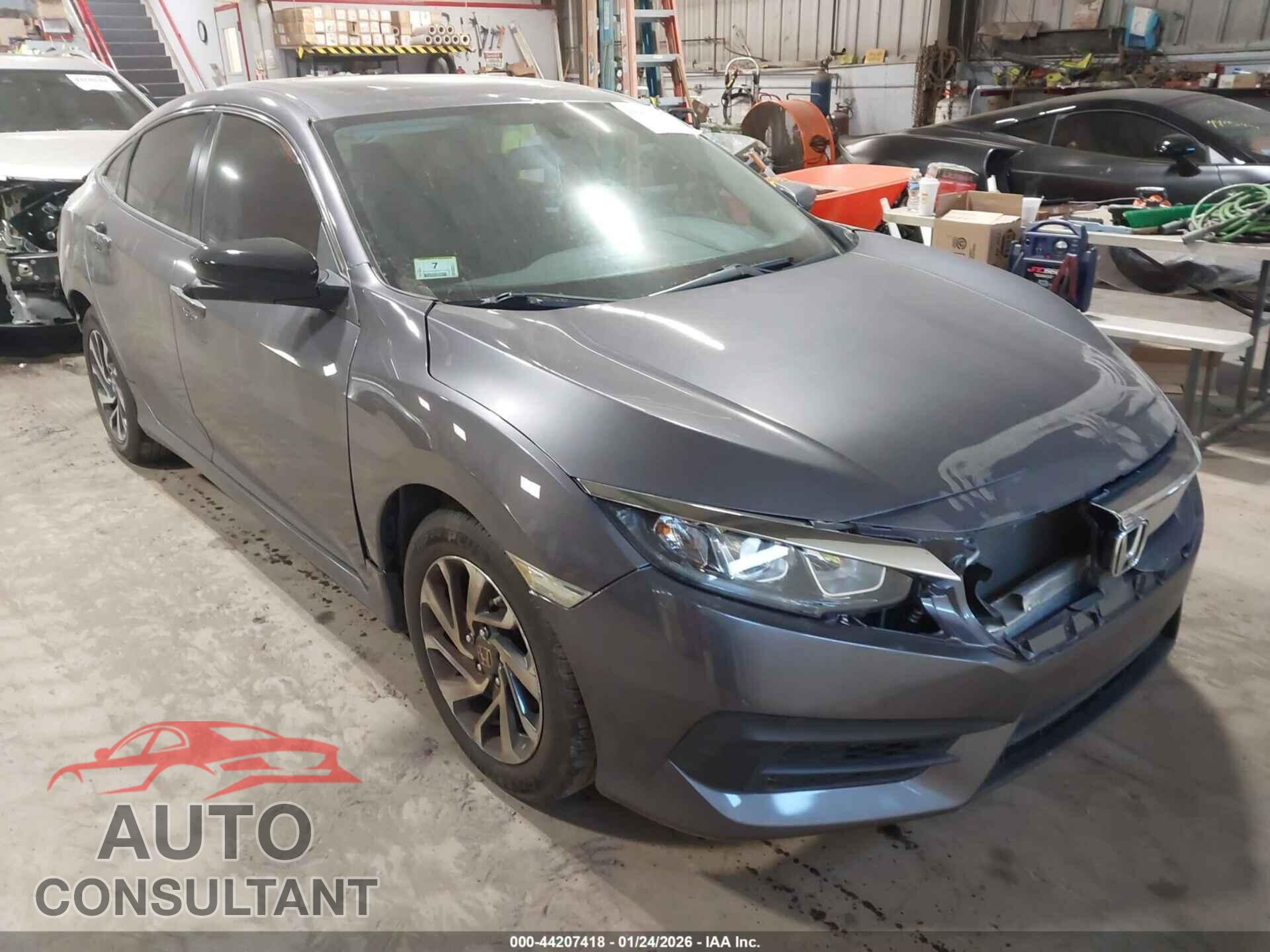 HONDA CIVIC 2017 - 19XFC2F75HE225261