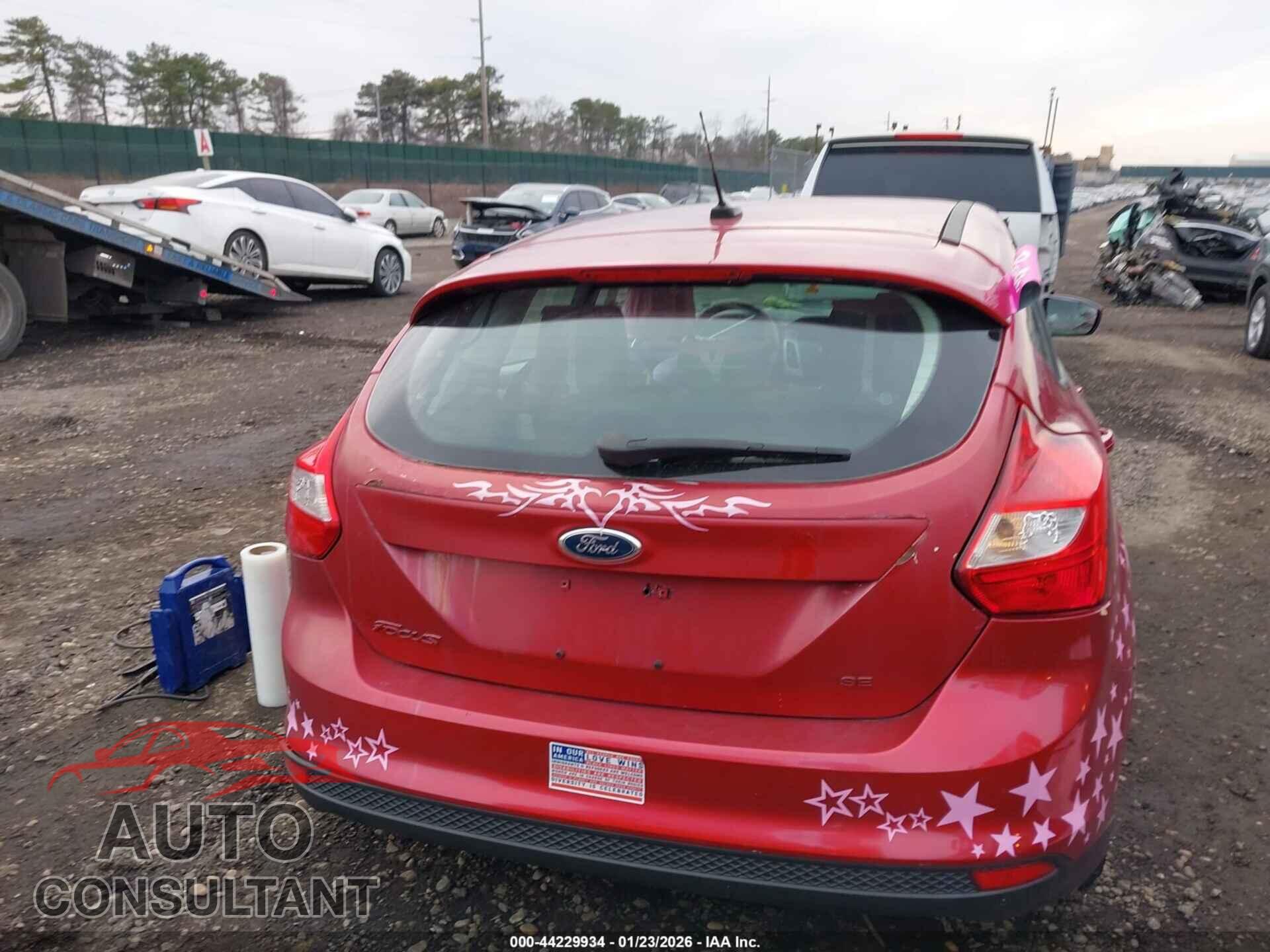 FORD FOCUS 2012 - 1FAHP3K29CL143603