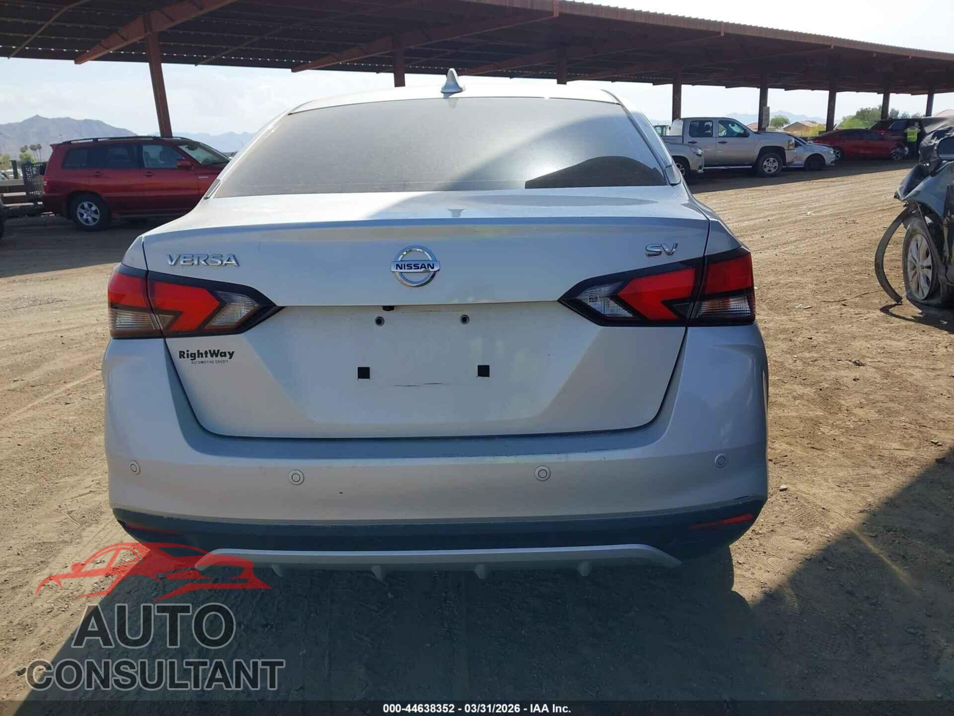 NISSAN VERSA 2020 - 3N1CN8EV4LL821663