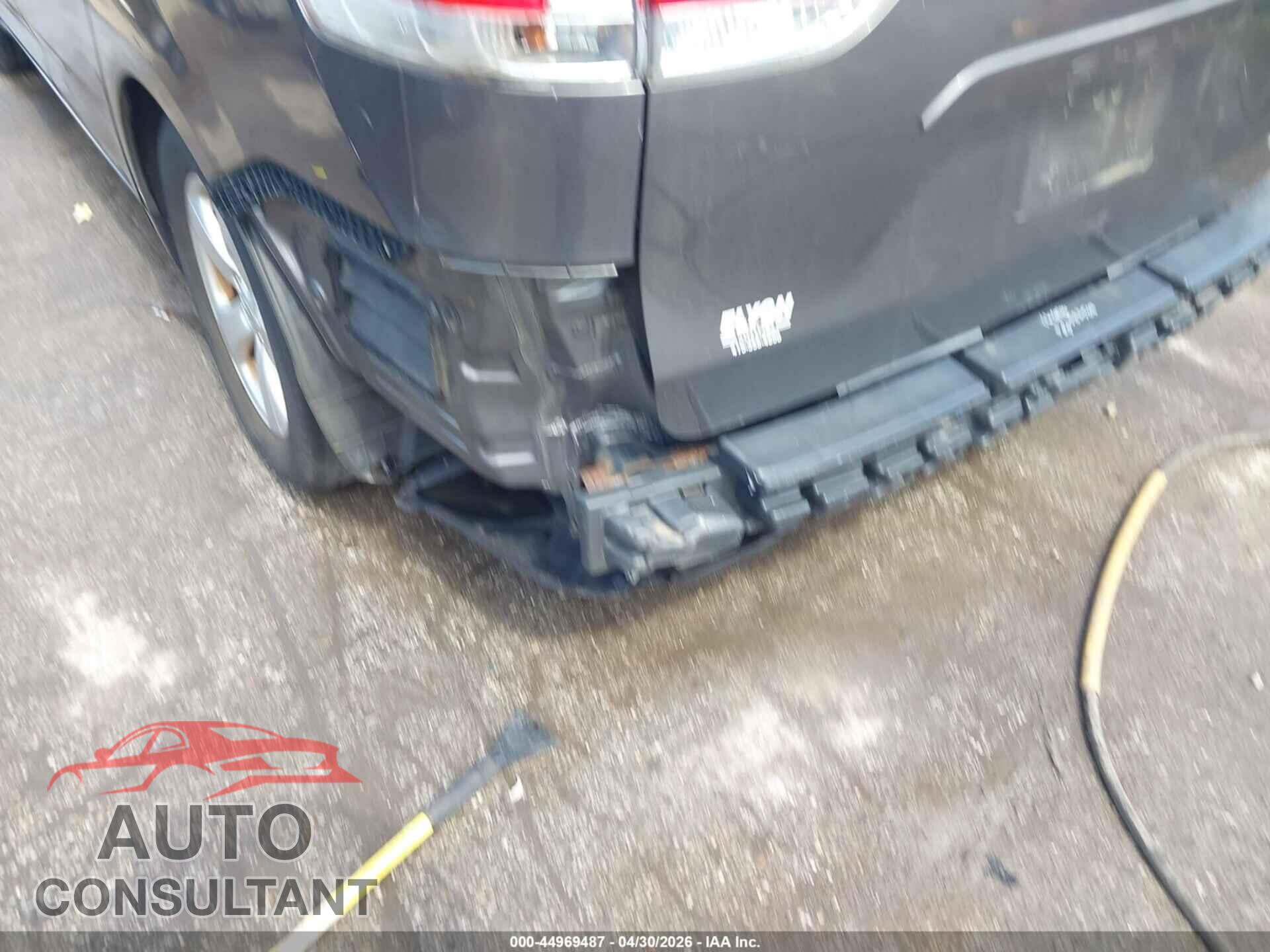 TOYOTA SIENNA 2013 - 5TDKK3DC8DS374464