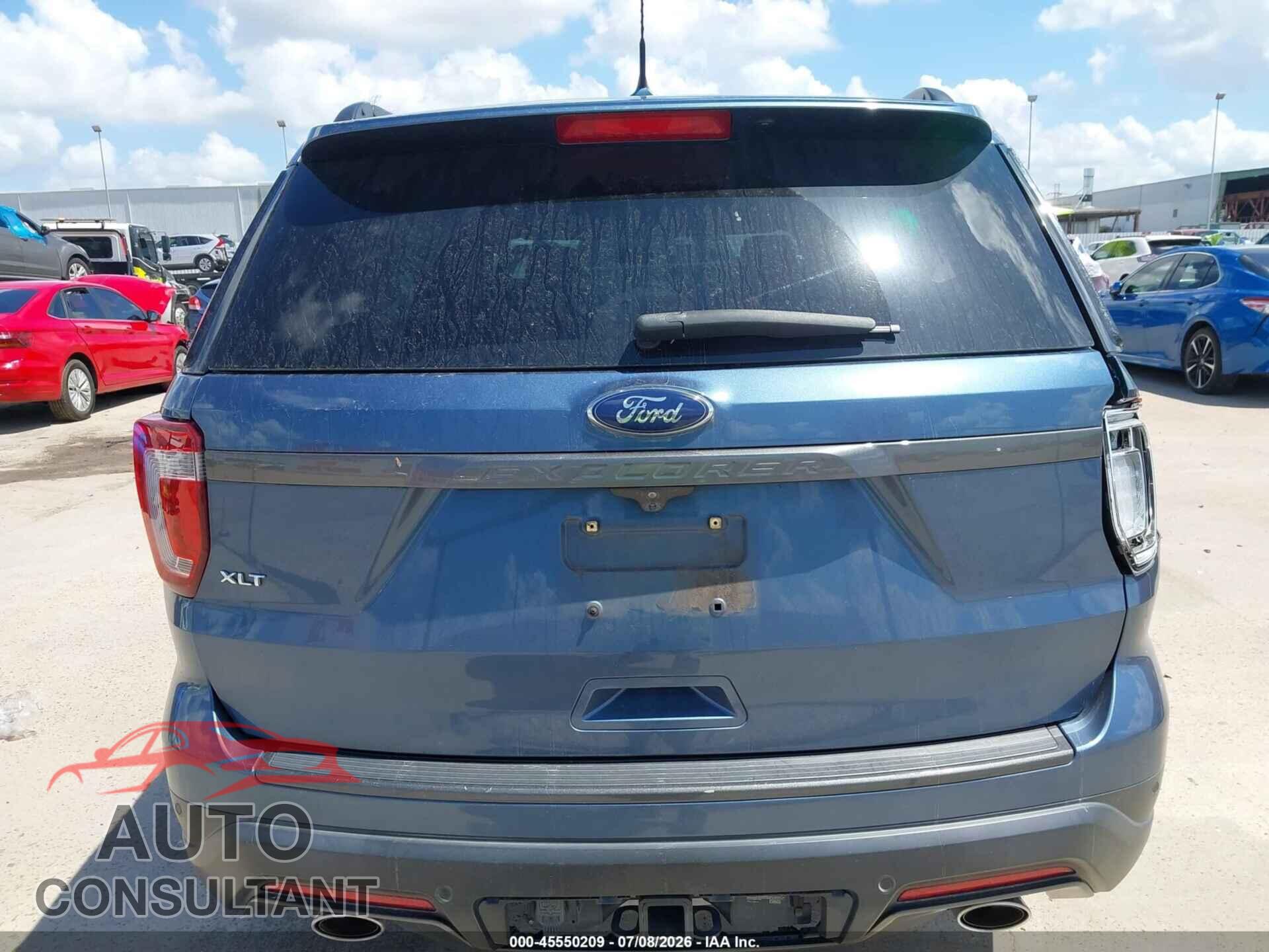 FORD EXPLORER 2018 - 1FM5K7D82JGB17205