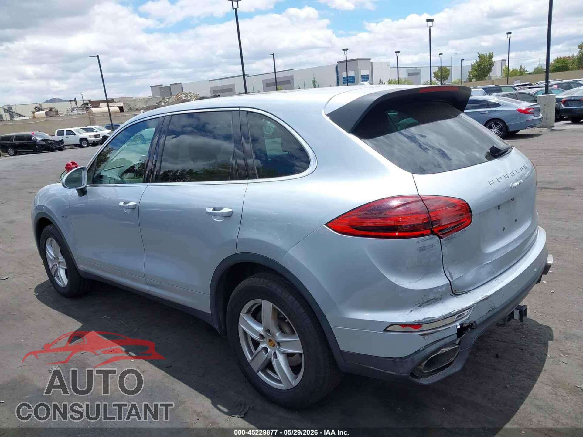 PORSCHE CAYENNE 2016 - WP1AF2A20GLA40309