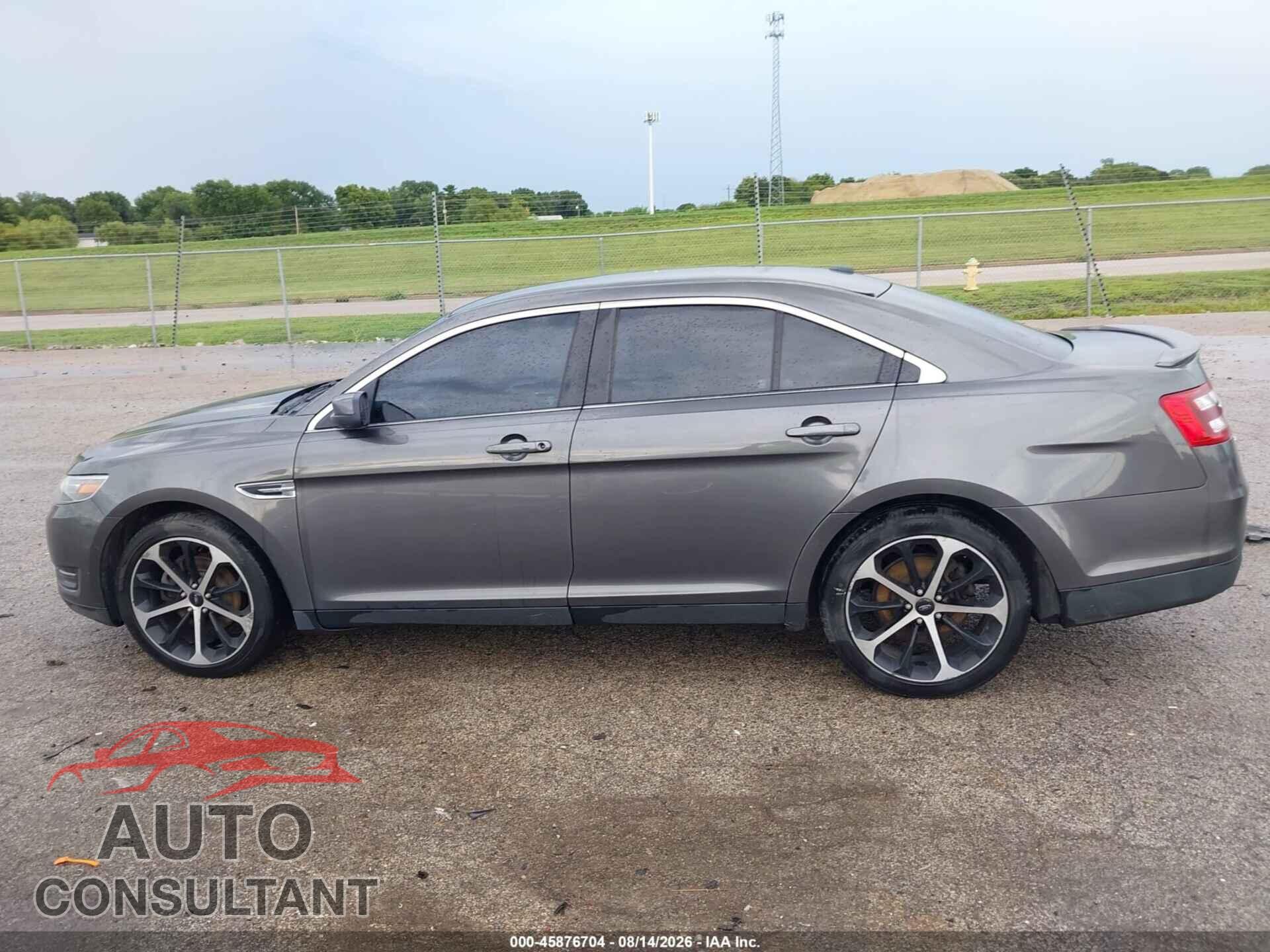 FORD TAURUS 2015 - 1FAHP2E87FG206365