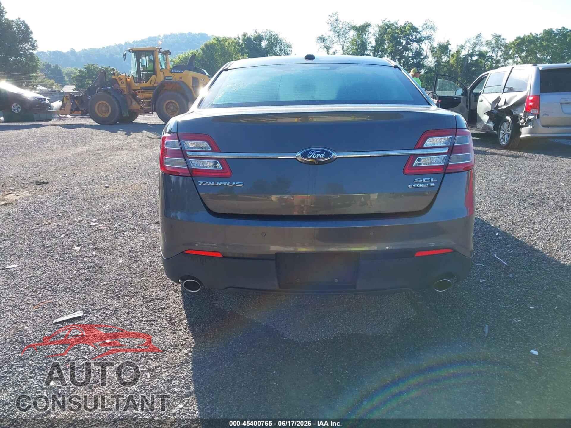 FORD TAURUS 2015 - 1FAHP2E80FG158773