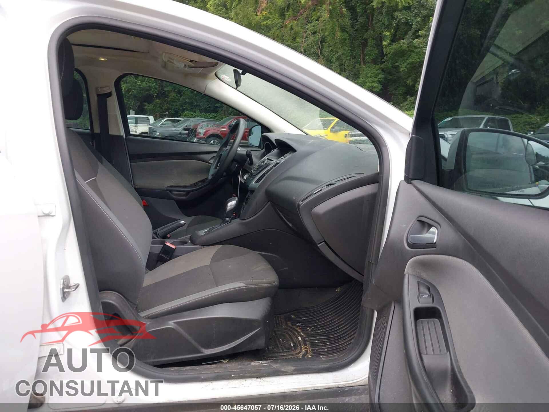 FORD FOCUS 2012 - 1FAHP3F24CL362060
