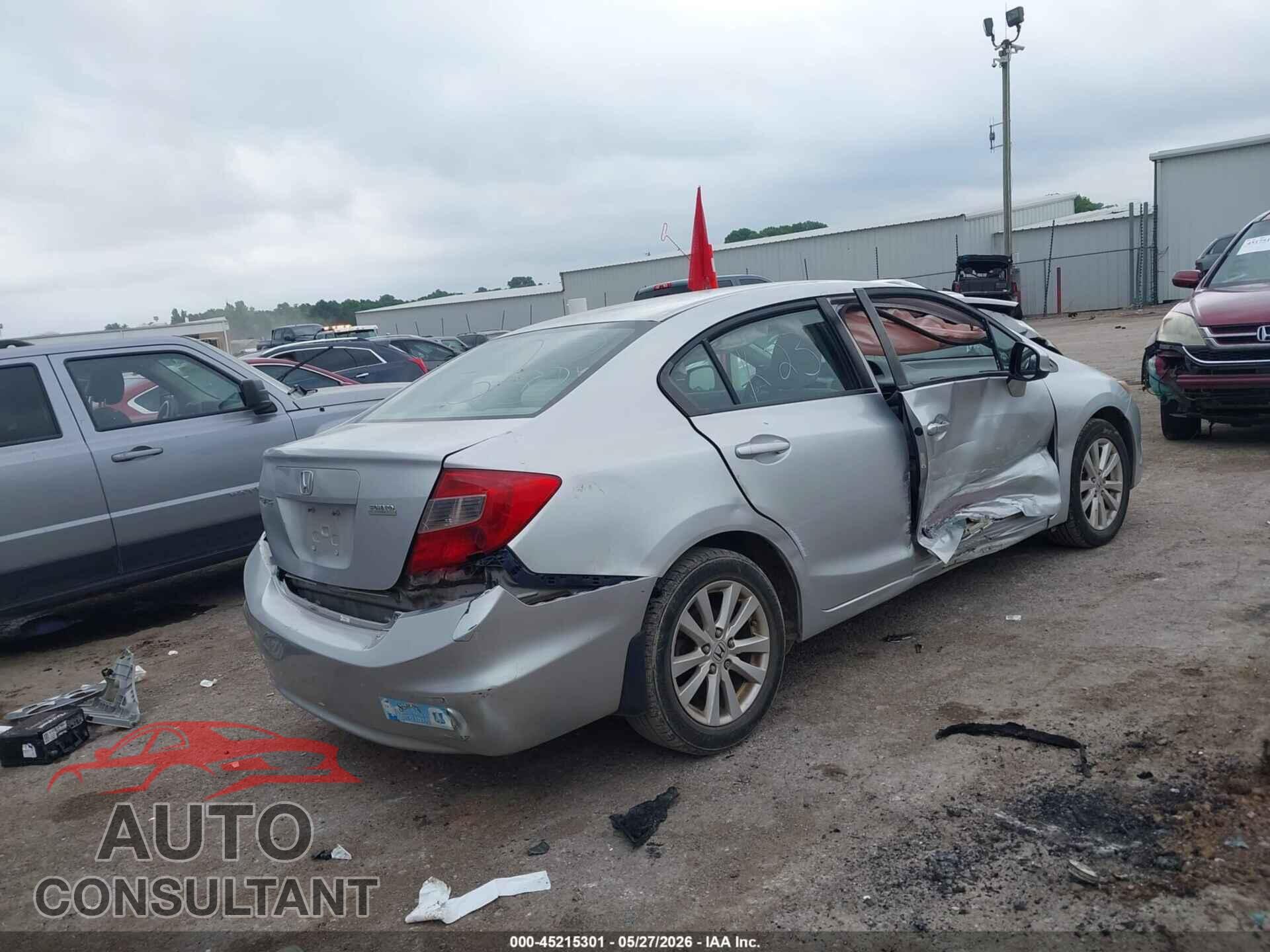 HONDA CIVIC 2012 - 2HGFB2F86CH598917