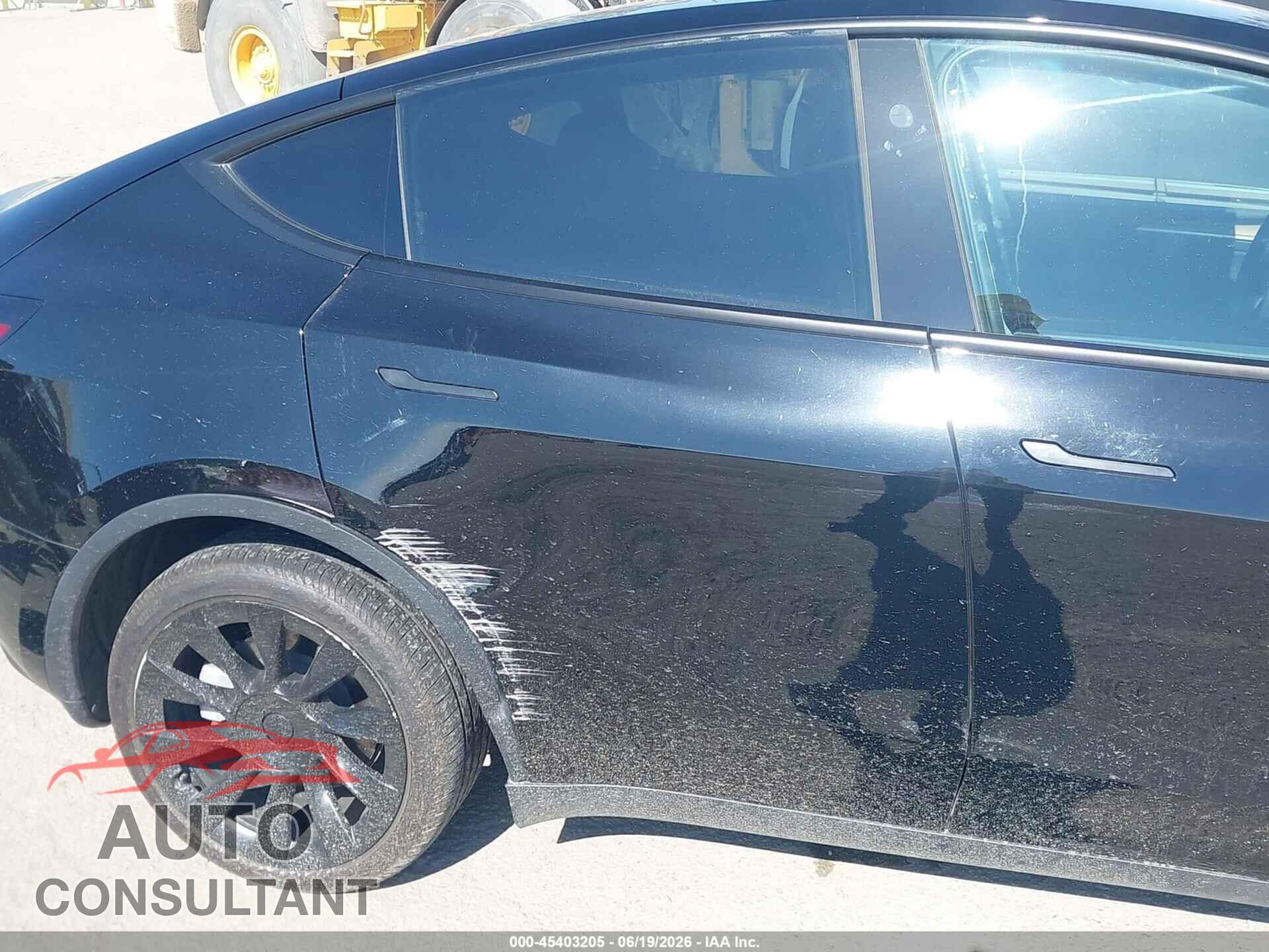 TESLA MODEL Y 2023 - 7SAYGDEEXPF855734