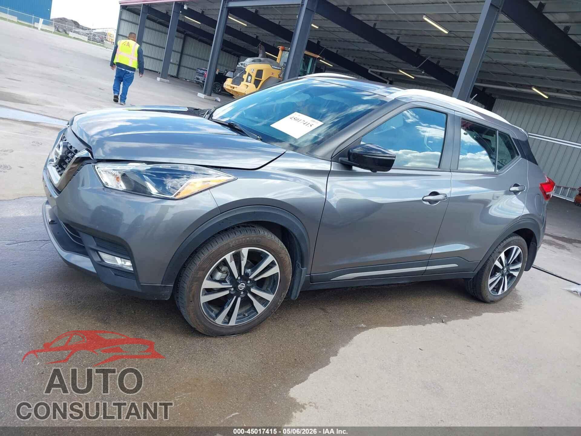 NISSAN KICKS 2019 - 3N1CP5CU3KL540634