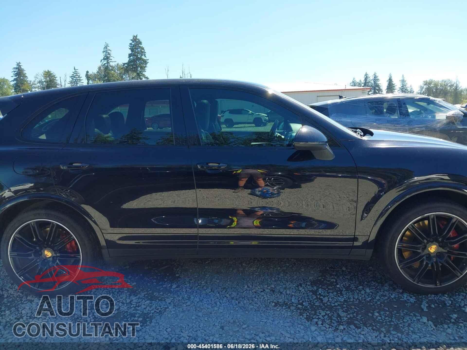 PORSCHE CAYENNE 2016 - WP1AC2A29GLA88402