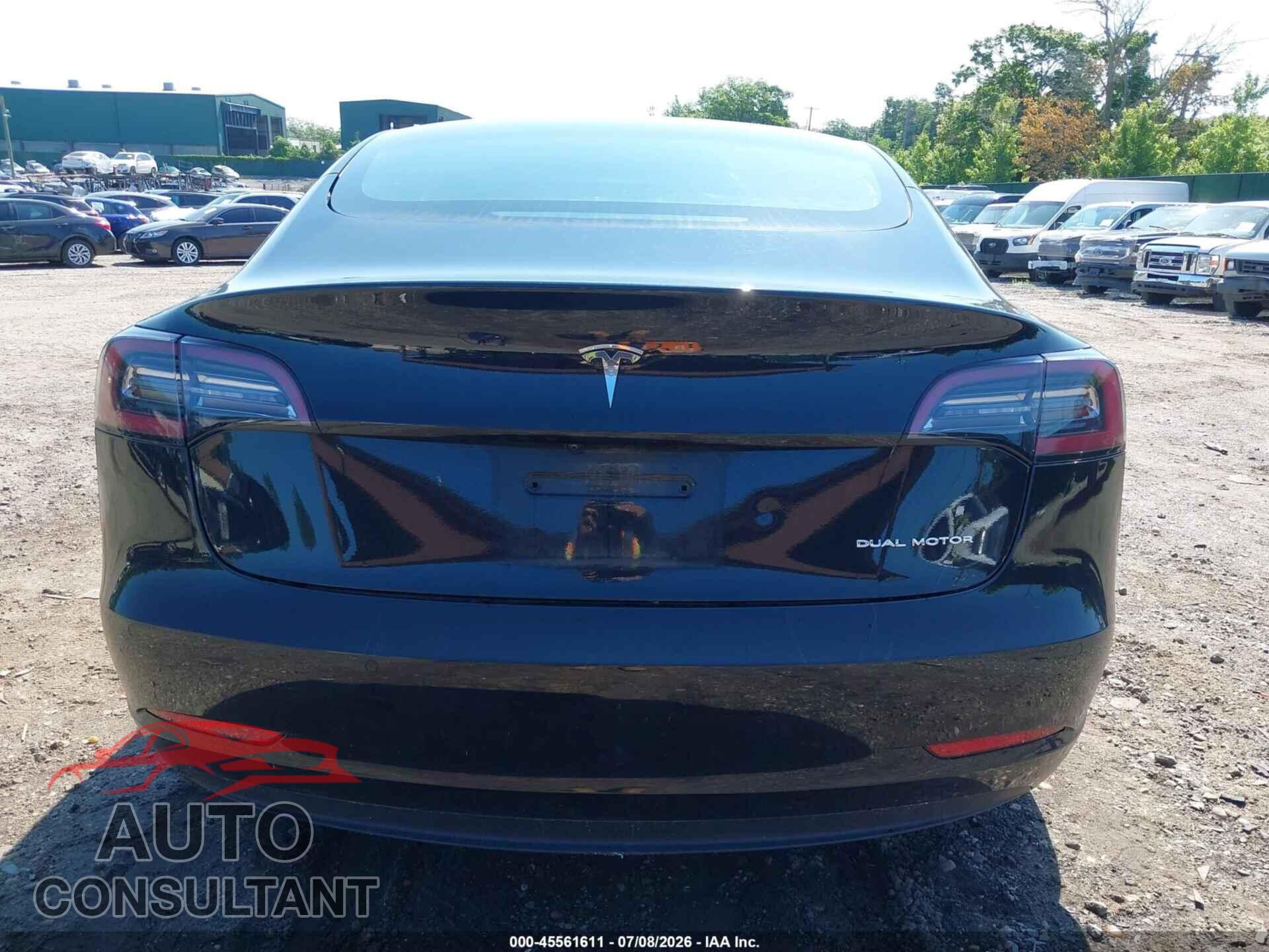 TESLA MODEL 3 2021 - 5YJ3E1EB2MF983155