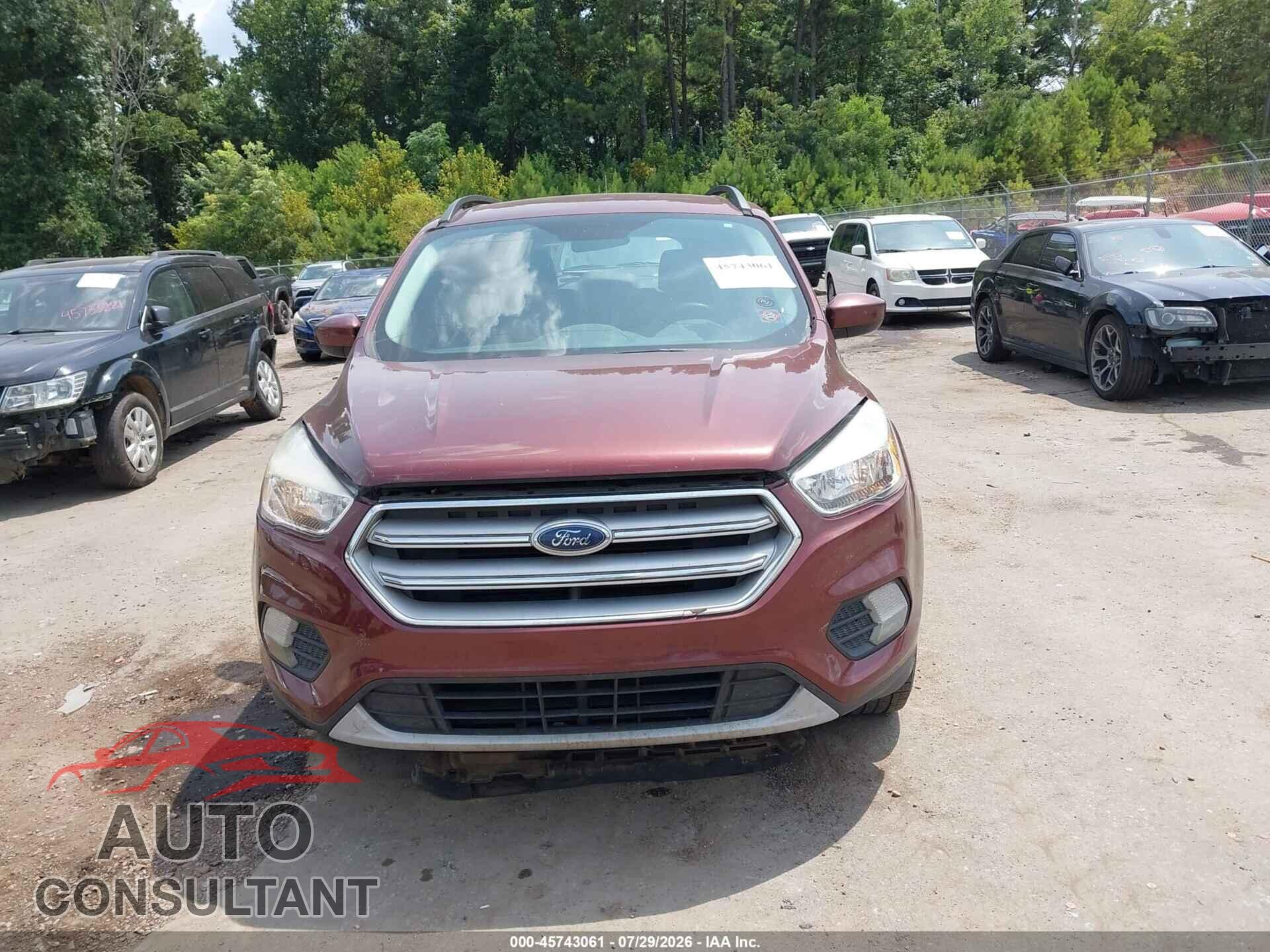 FORD ESCAPE 2018 - 1FMCU0GD7JUB61784