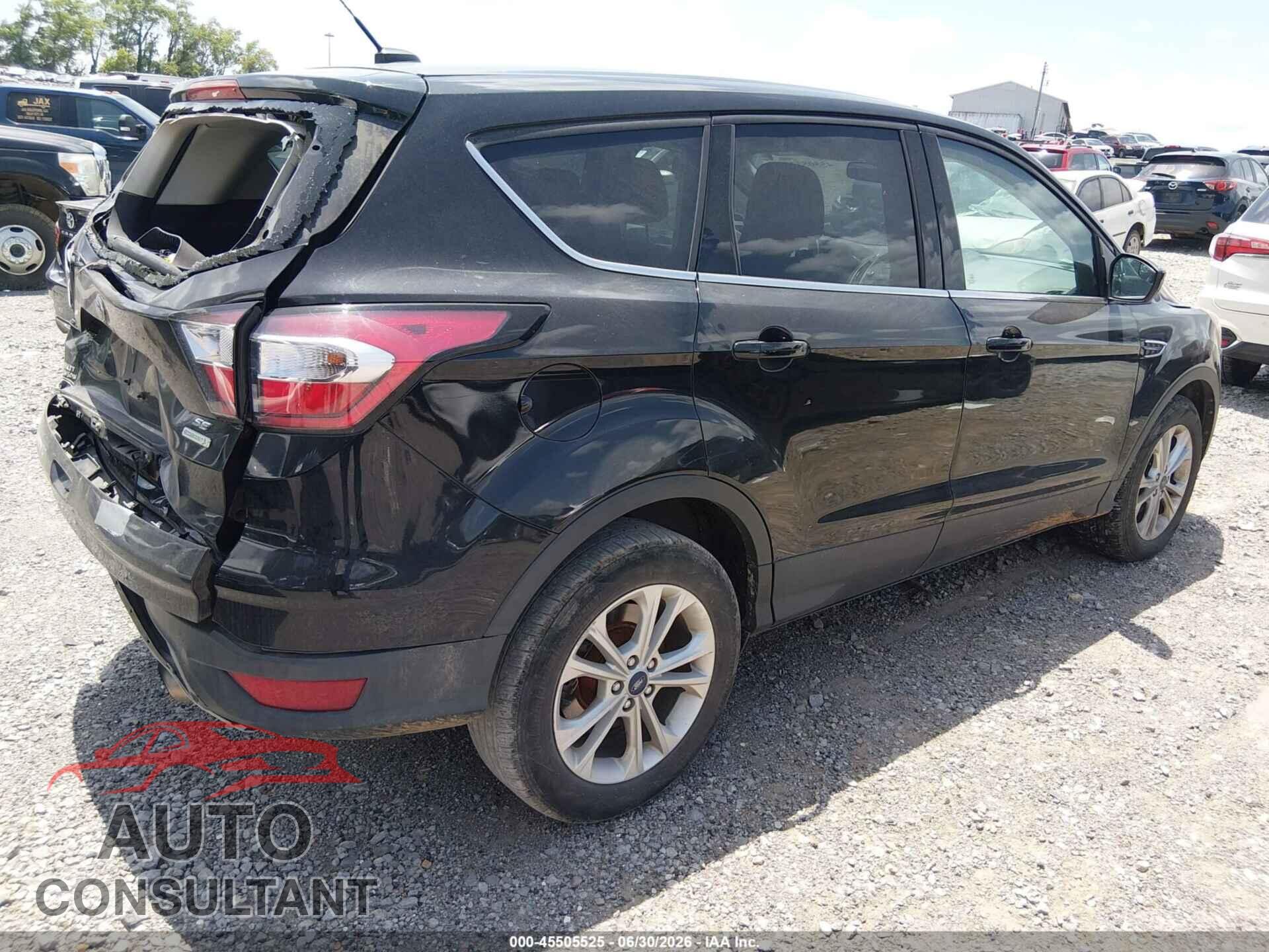 FORD ESCAPE 2017 - 1FMCU0GD3HUD04434