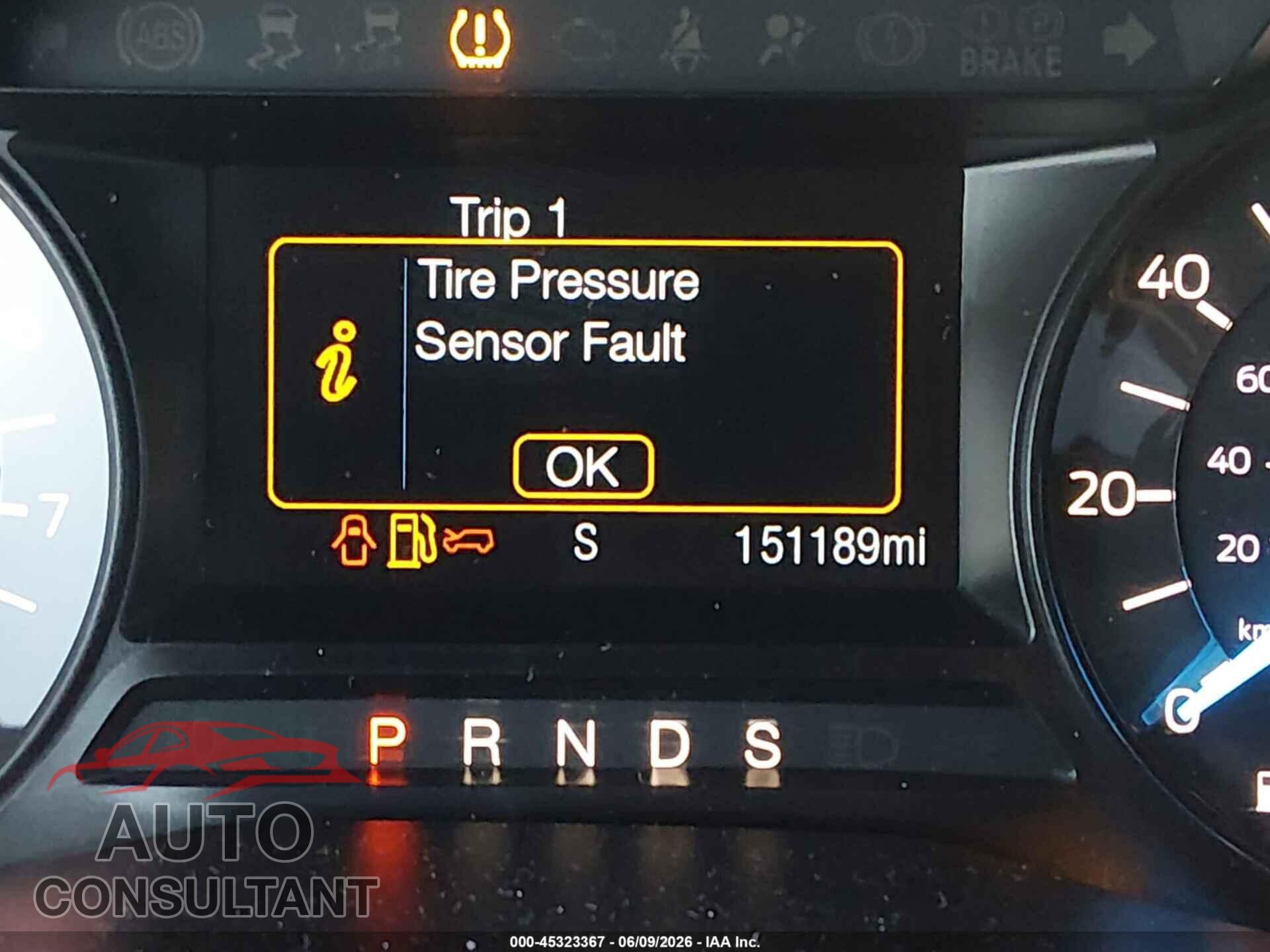 FORD EXPLORER 2018 - 1FM5K7D8XJGB65843