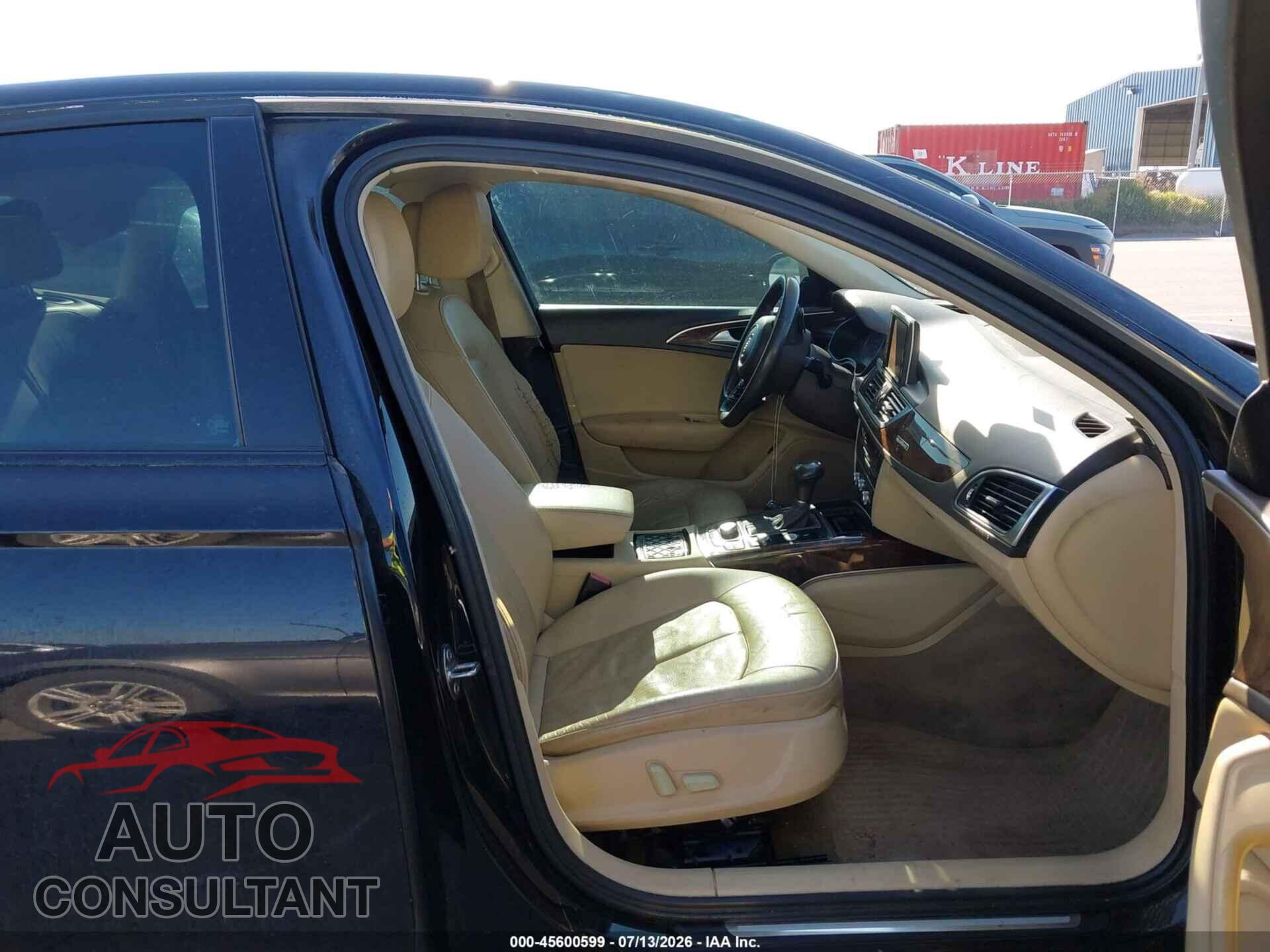 AUDI A6 2012 - WAUGGAFC6CN032957