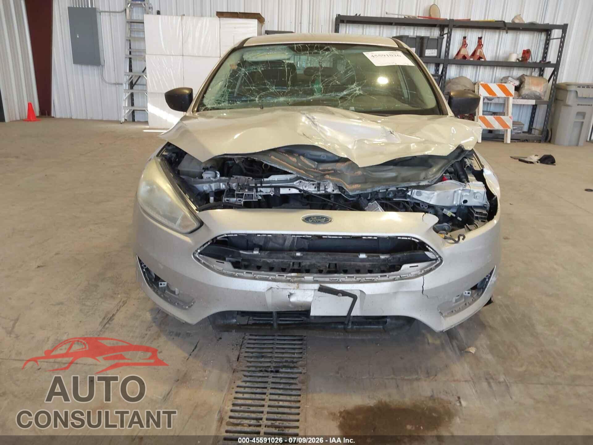 FORD FOCUS 2015 - 1FADP3E21FL201248