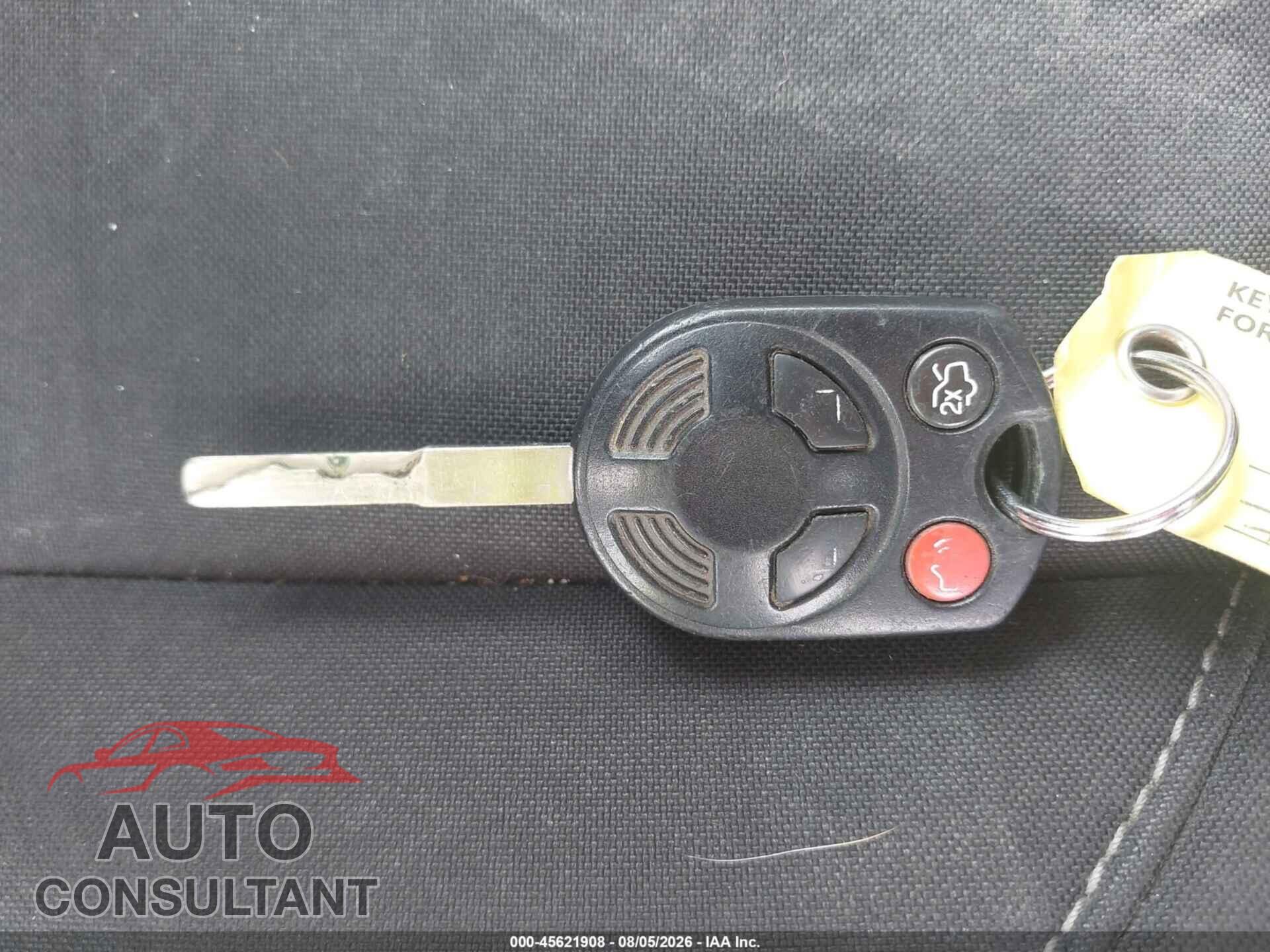 FORD FOCUS 2015 - 1FADP3F22FL201743