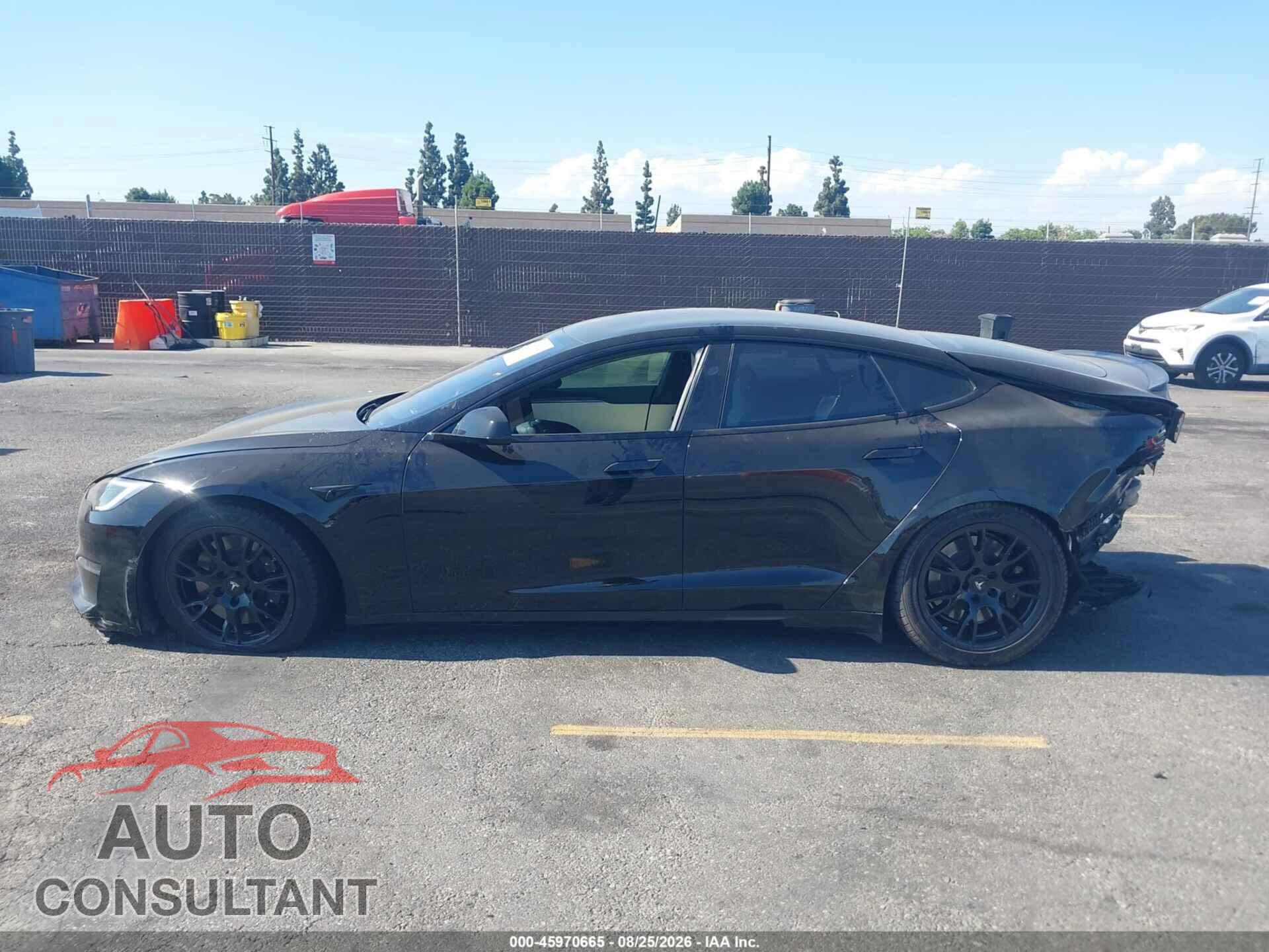 TESLA MODEL S 2023 - 5YJSA1E50PF528875