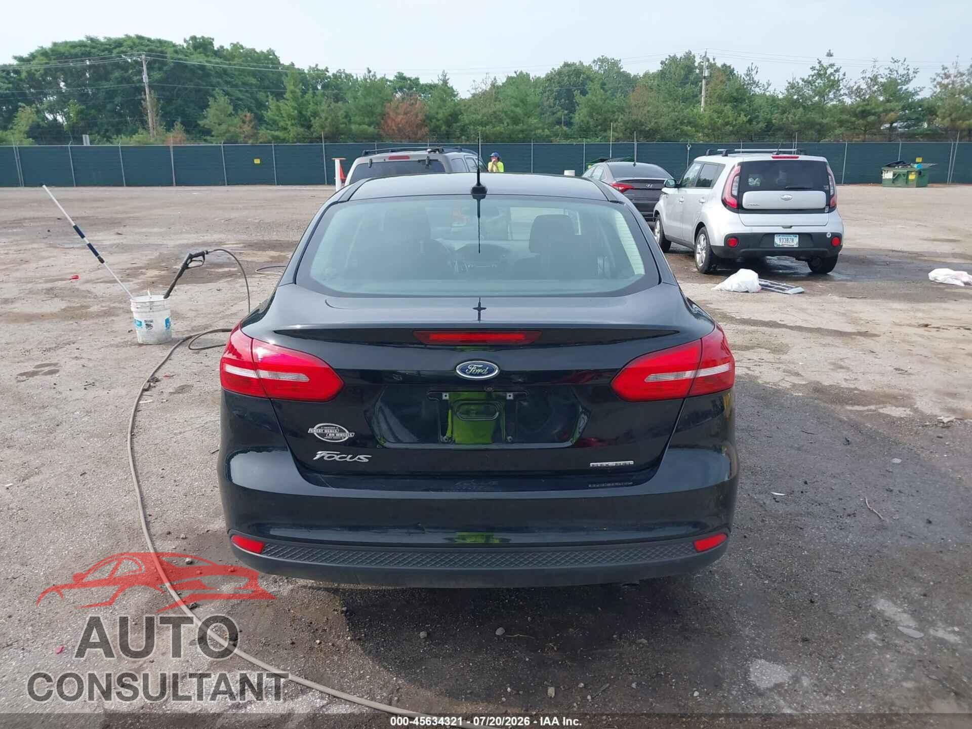FORD FOCUS 2016 - 1FADP3E24GL237789
