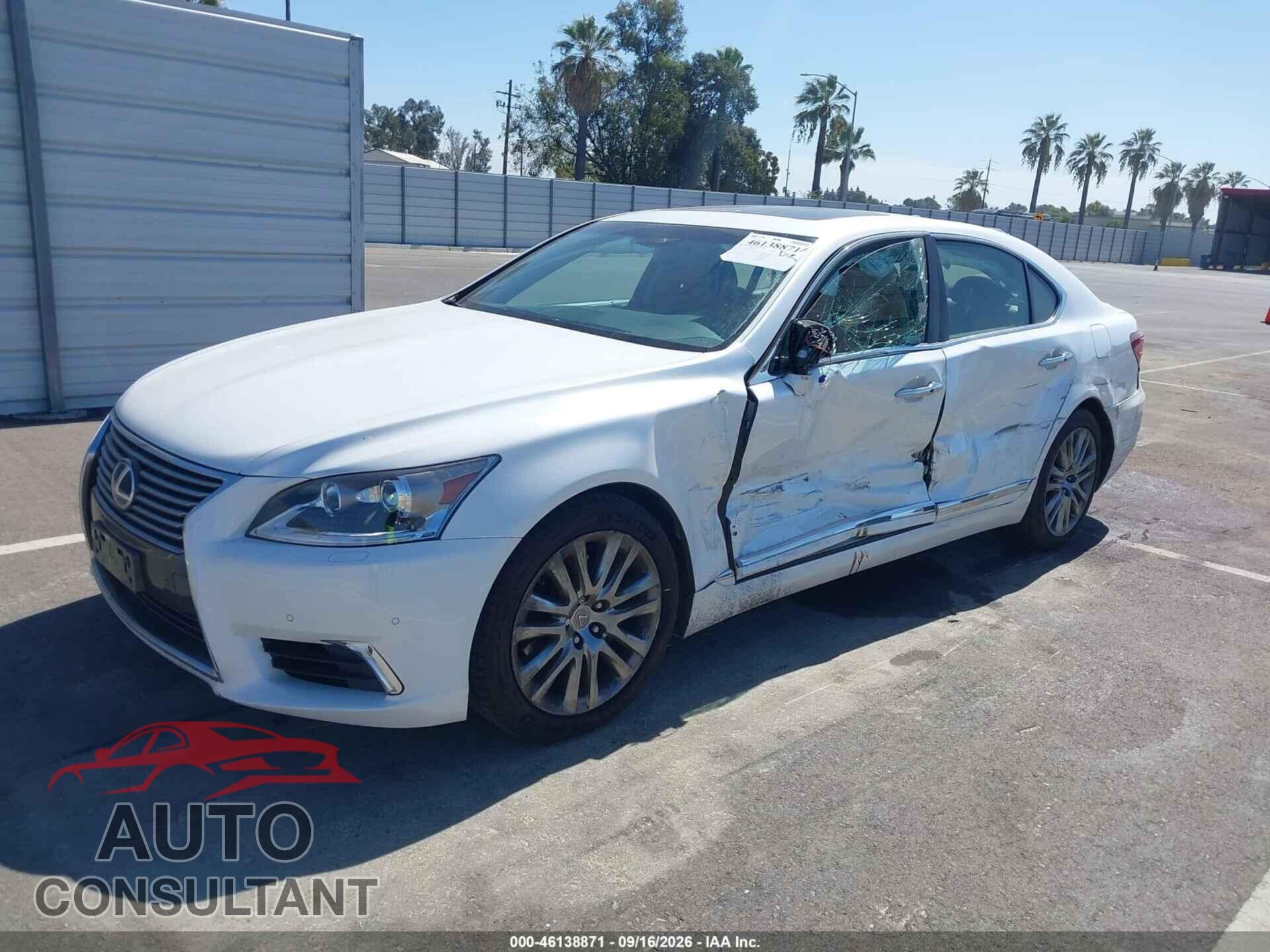 LEXUS LS 460 2017 - JTHBL5EFXH5145215
