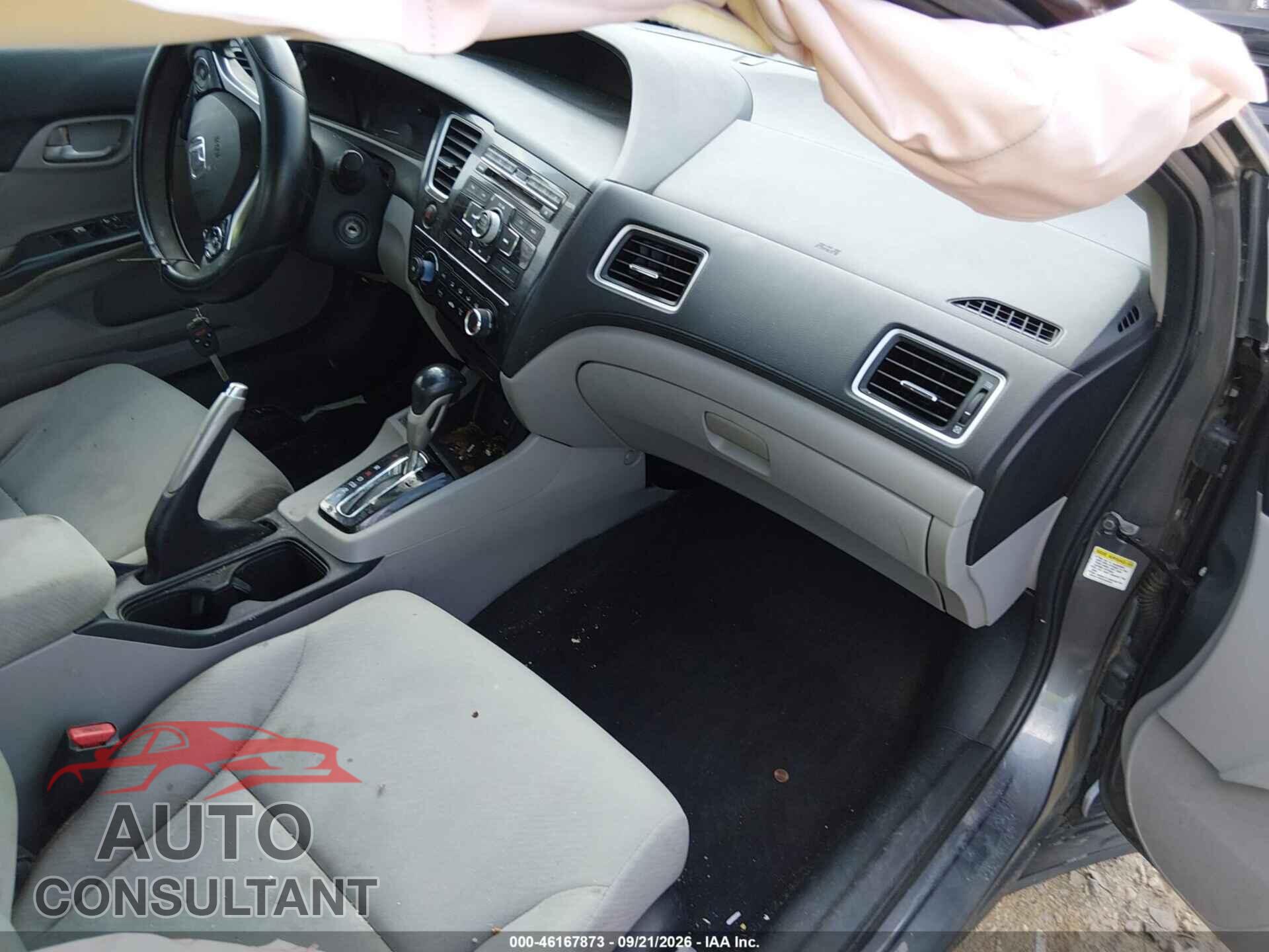 HONDA CIVIC 2013 - 19XFB2F55DE039165
