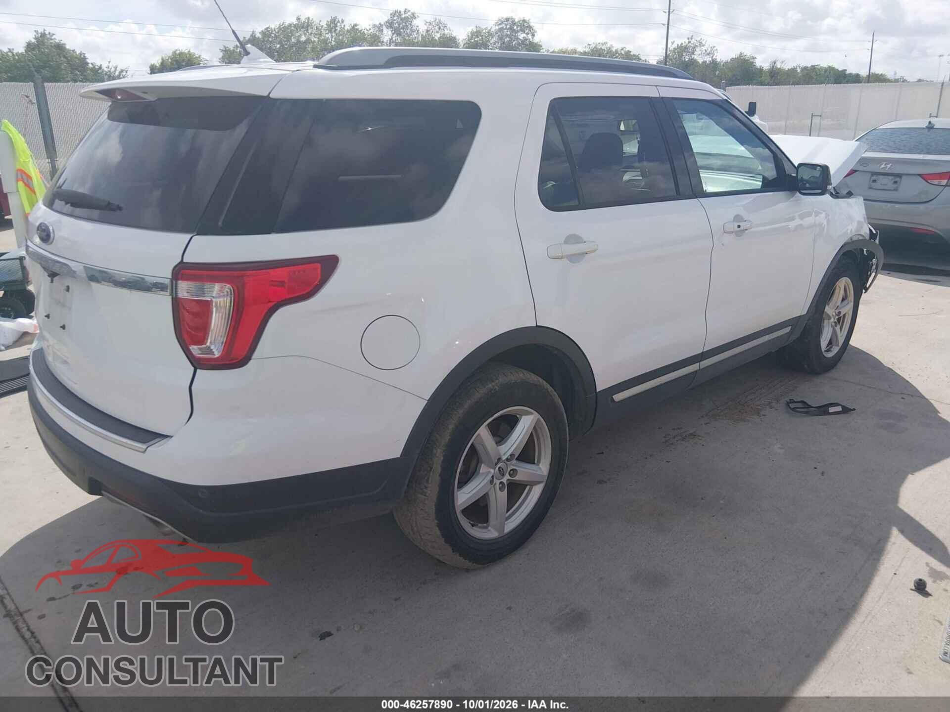 FORD EXPLORER 2018 - 1FM5K7D81JGB48137