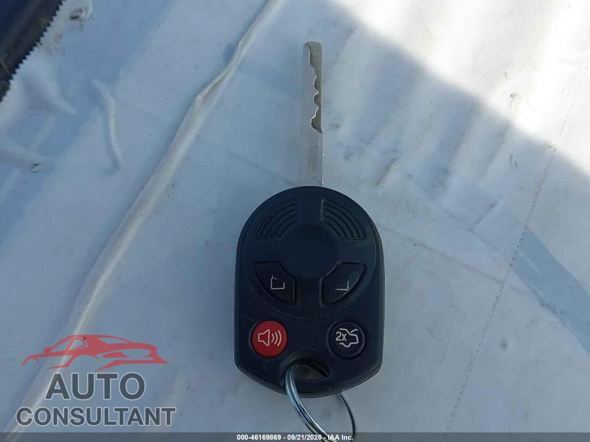 FORD FOCUS 2017 - 1FADP3E23HL299993