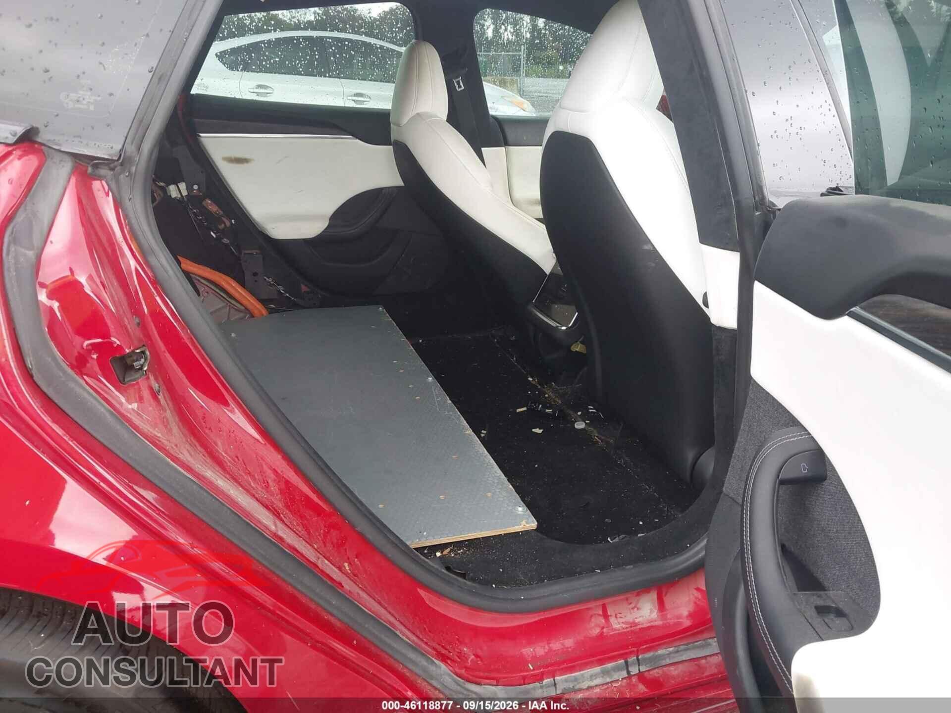 TESLA MODEL S 2021 - 5YJSA1E52MF428403