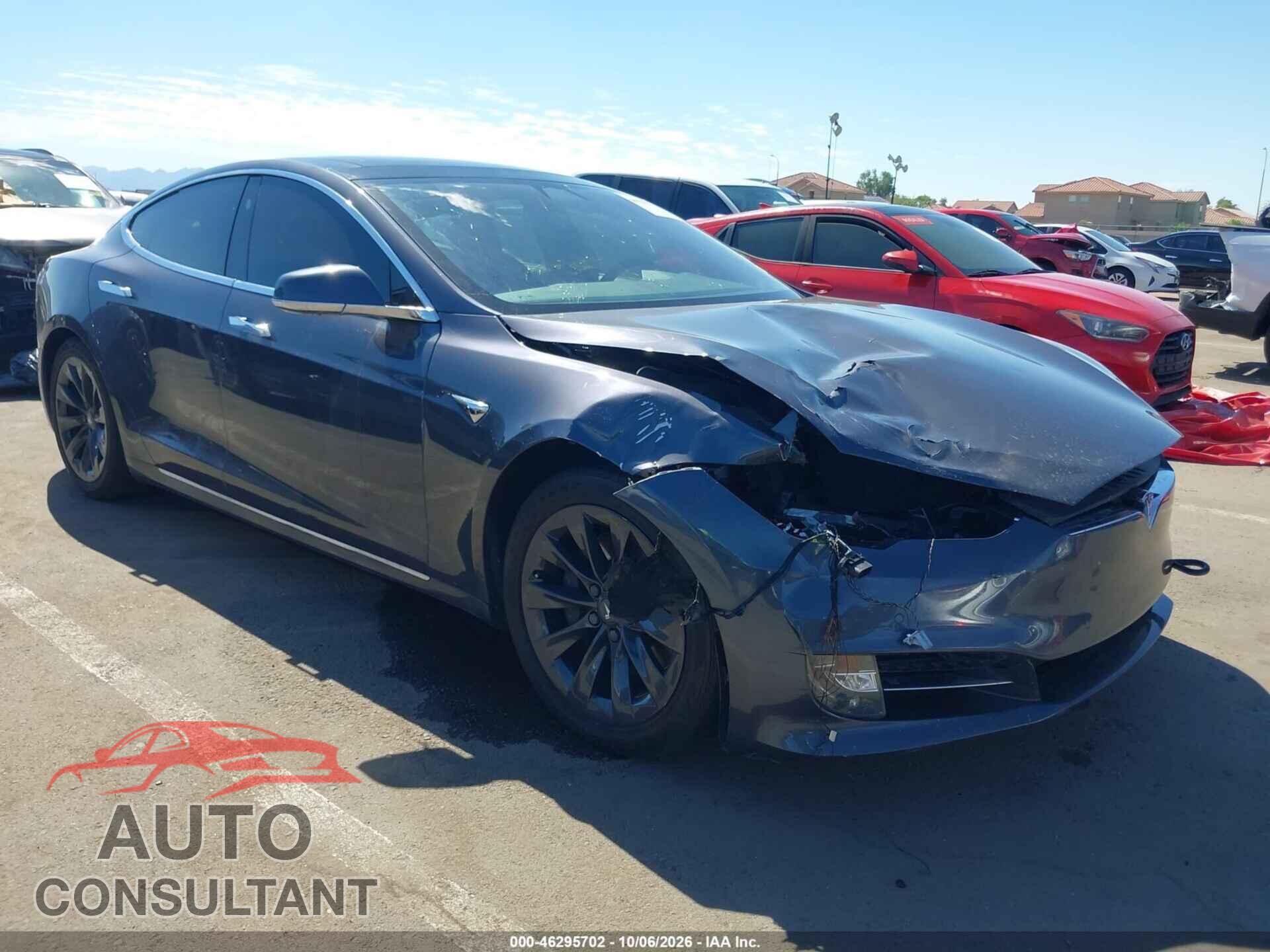 TESLA MODEL S 2019 - 5YJSA1E22KF307177