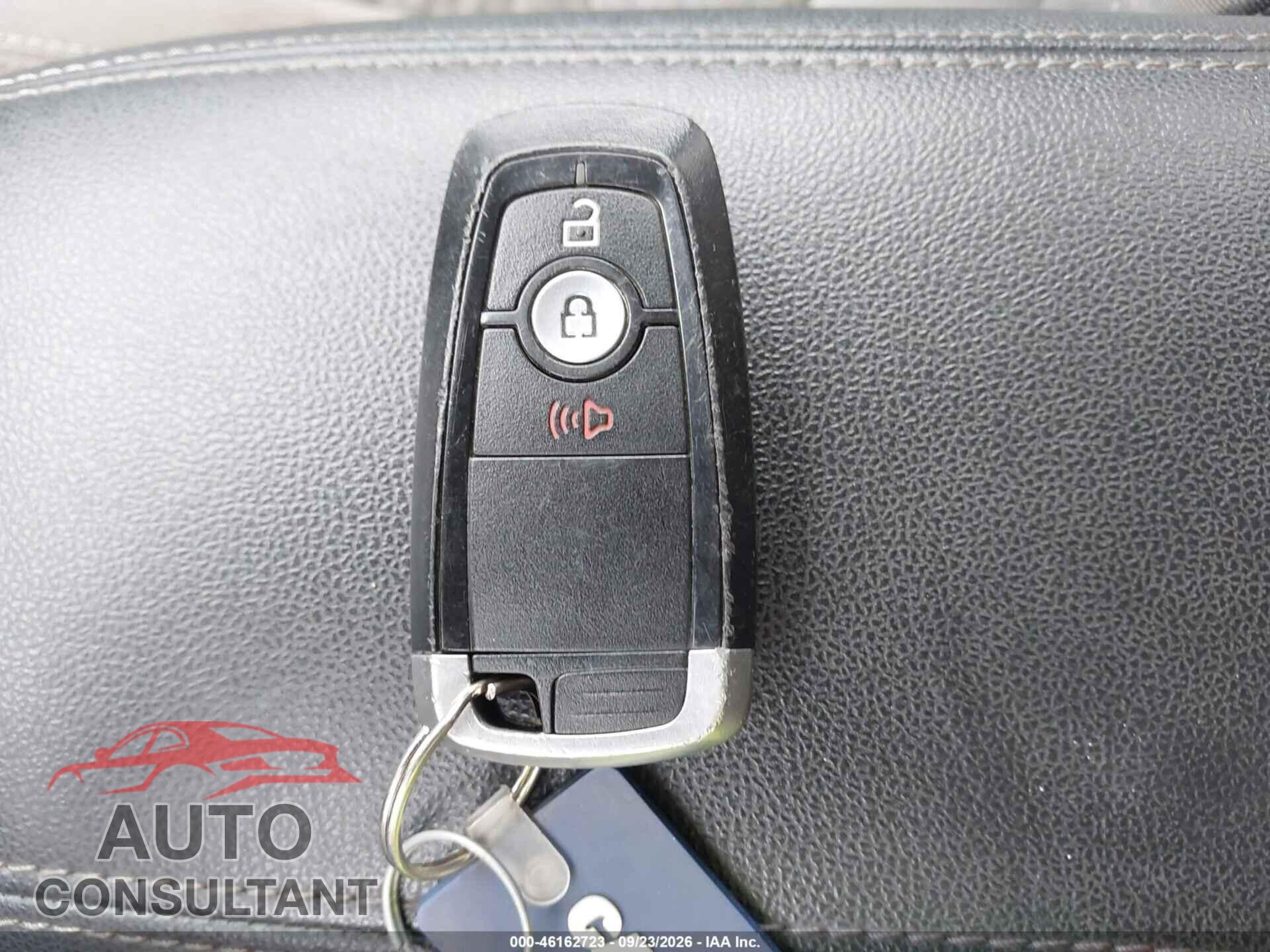 FORD ESCAPE 2020 - 1FMCU9BZ0LUA80393