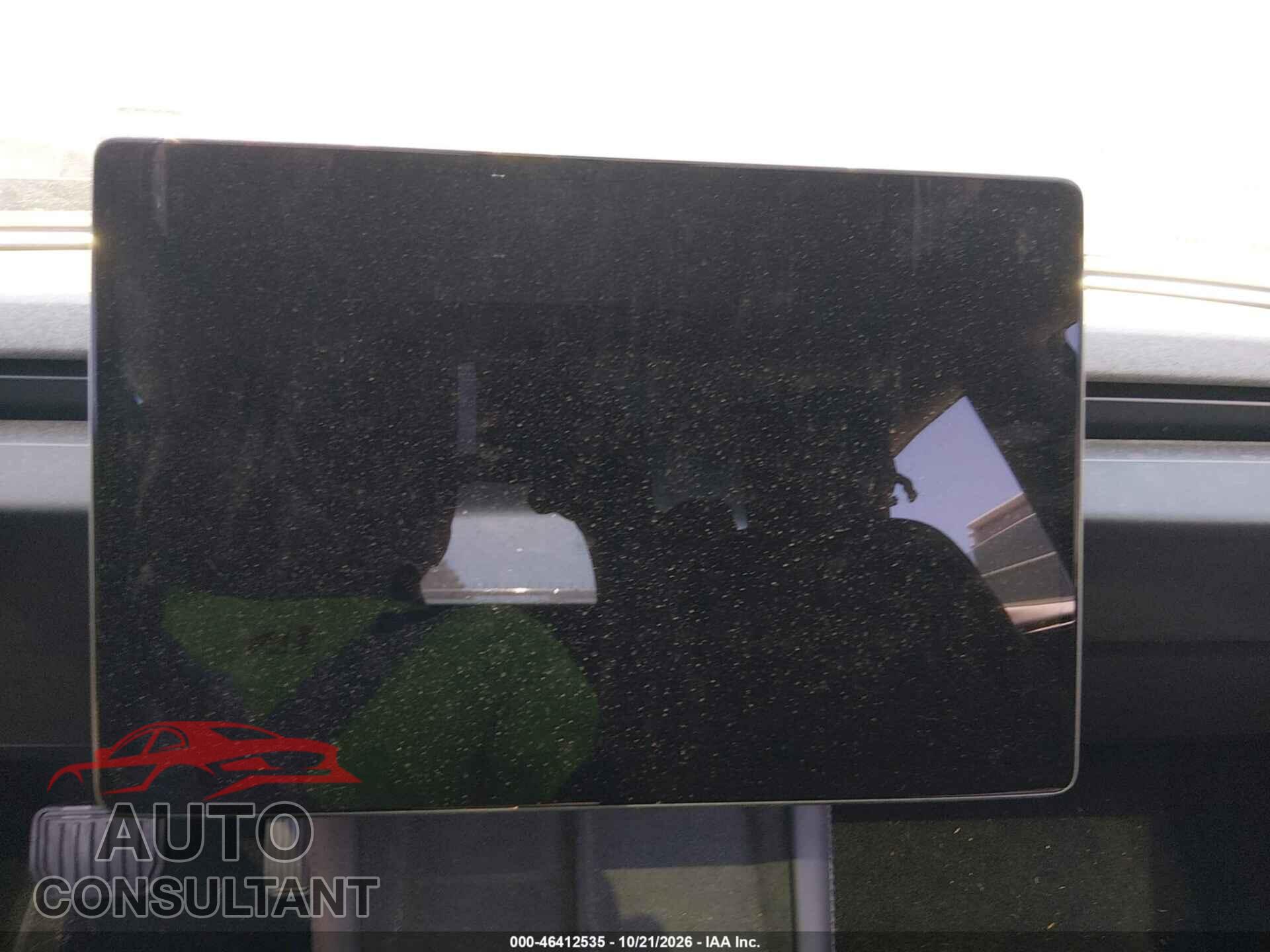 TESLA MODEL 3 2024 - 5YJ3E1EB2RF767538