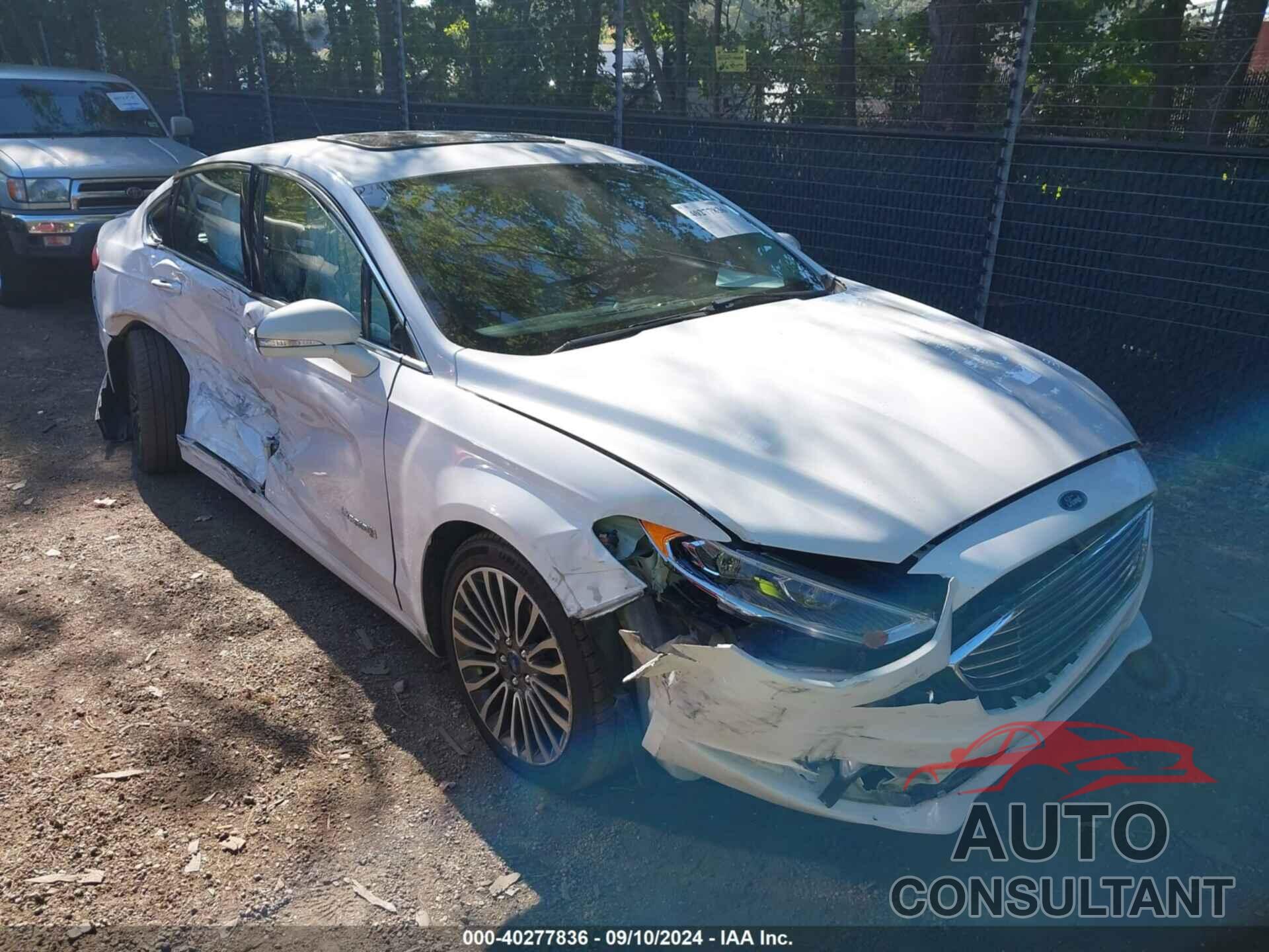 FORD FUSION HYBRID 2017 - 3FA6P0RU6HR148358